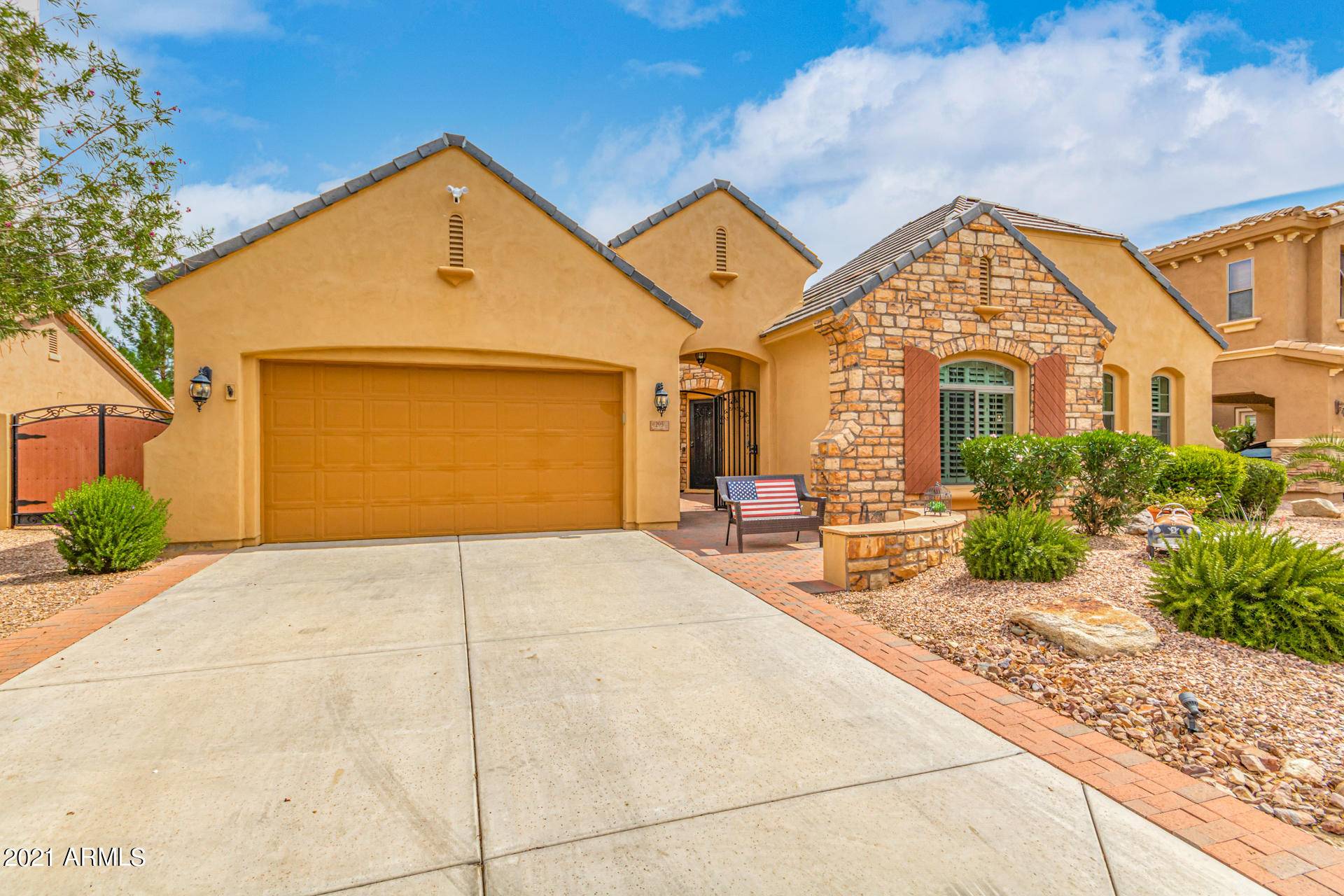 Gilbert, AZ 85297,4295 E MAPLEWOOD Court