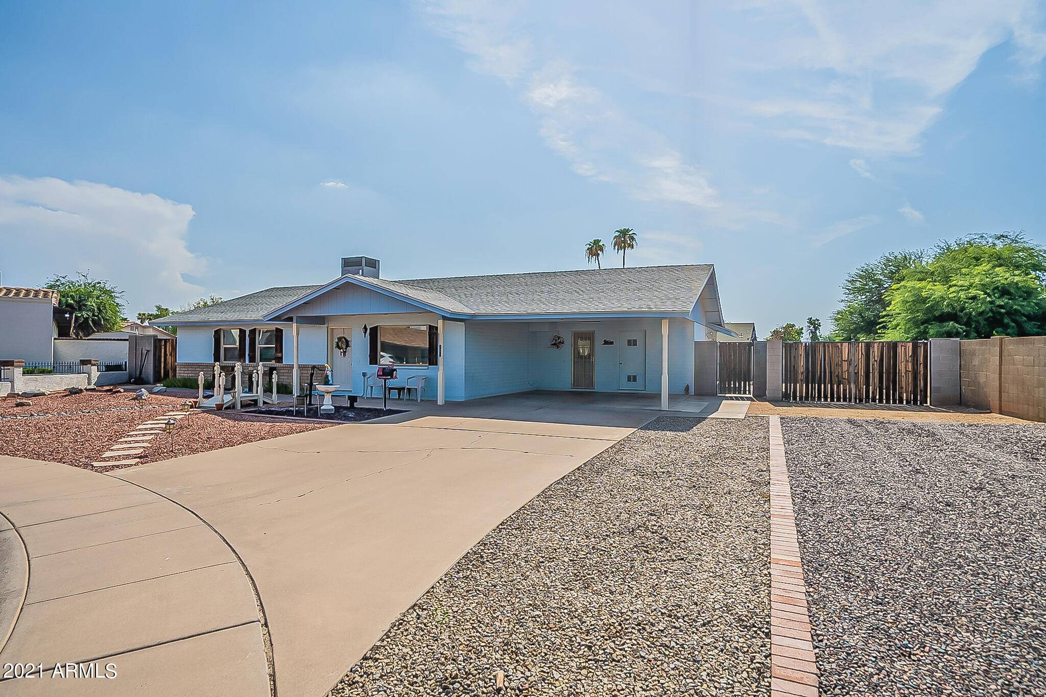 Chandler, AZ 85225,857 W DUBLIN Street