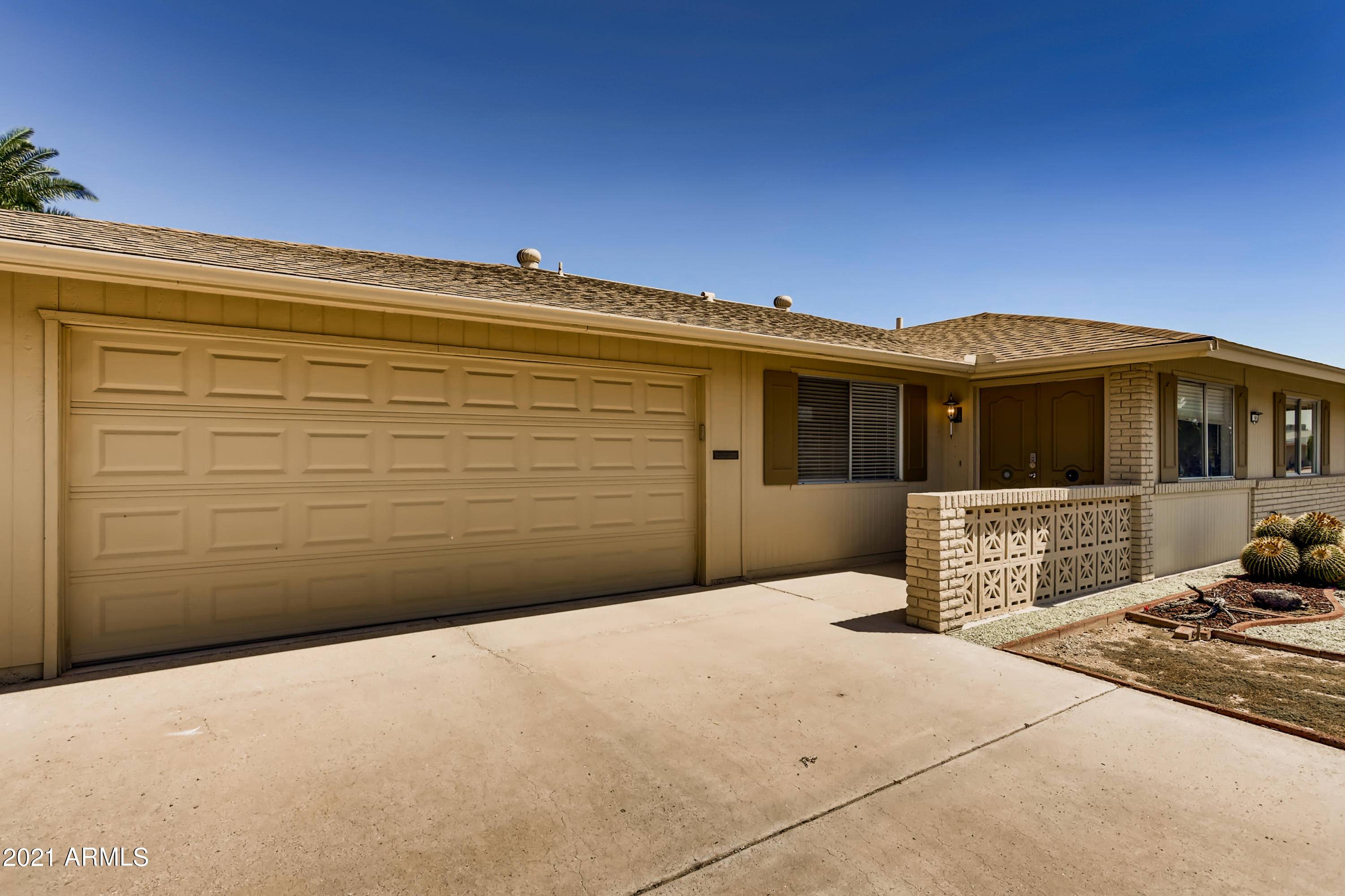 Sun City, AZ 85351,9905 W PRAIRIE HILLS Circle