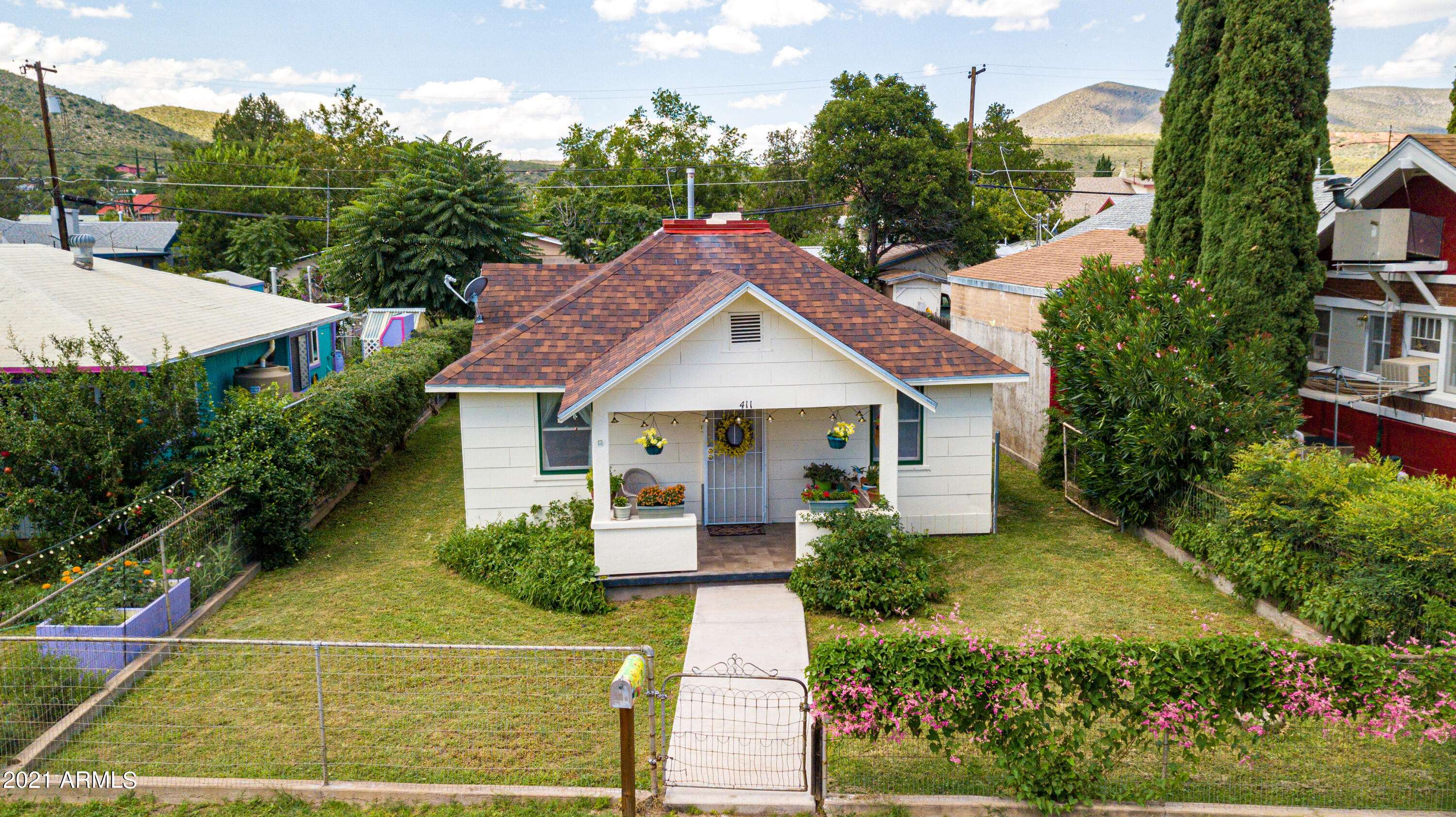 Bisbee, AZ 85603,411 HOVLAND Street