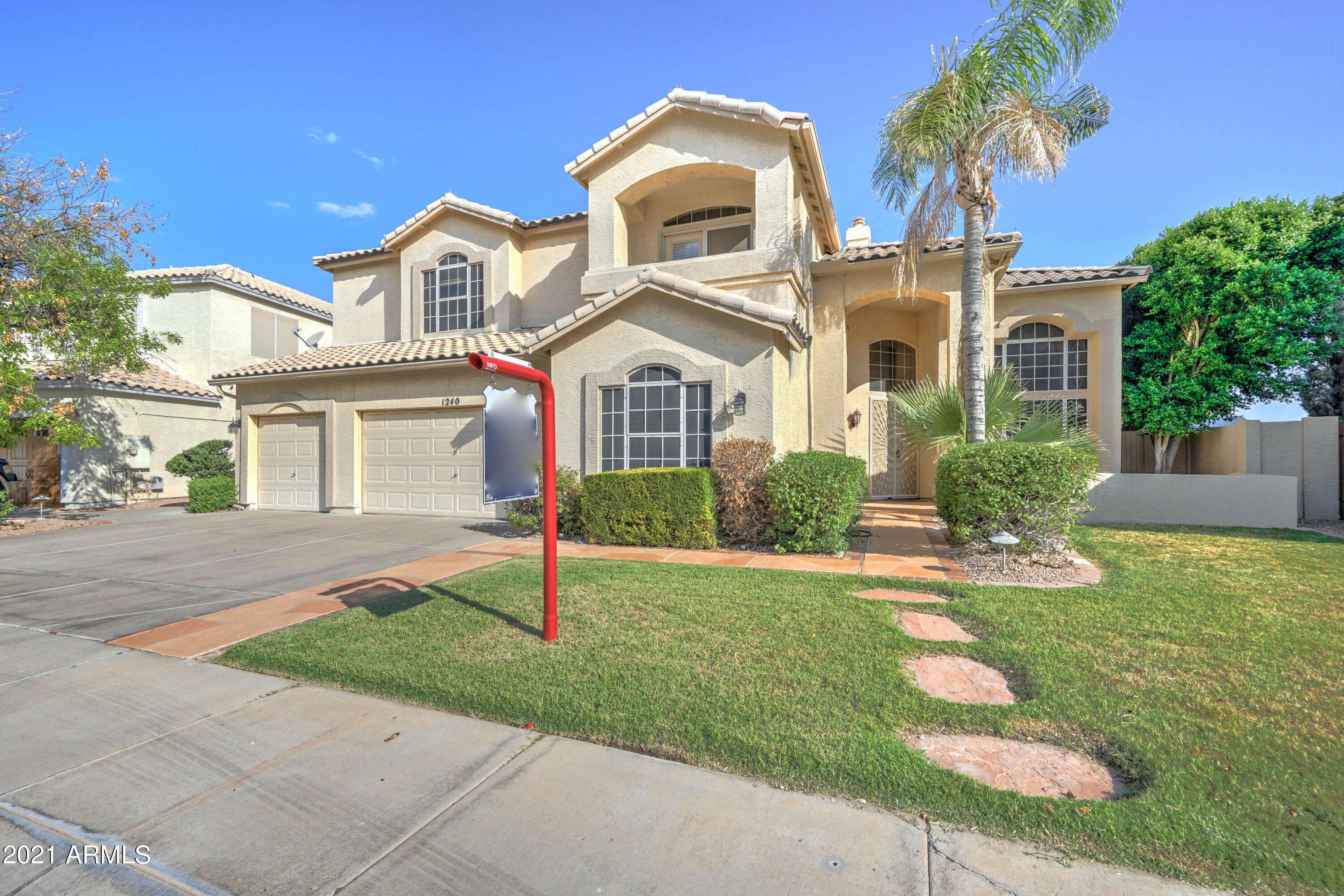 Gilbert, AZ 85233,1240 W EDGEWATER Drive