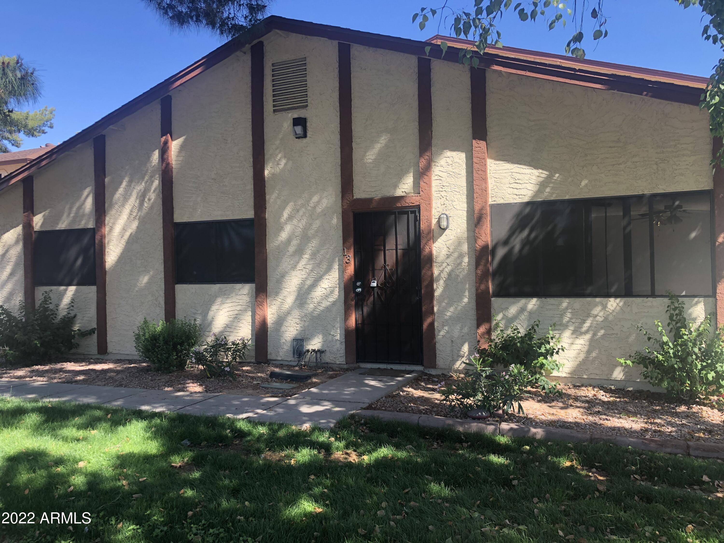 Mesa, AZ 85203,860 E BROWN Road #13