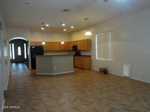 Laveen, AZ 85339,5525 W DARREL Road