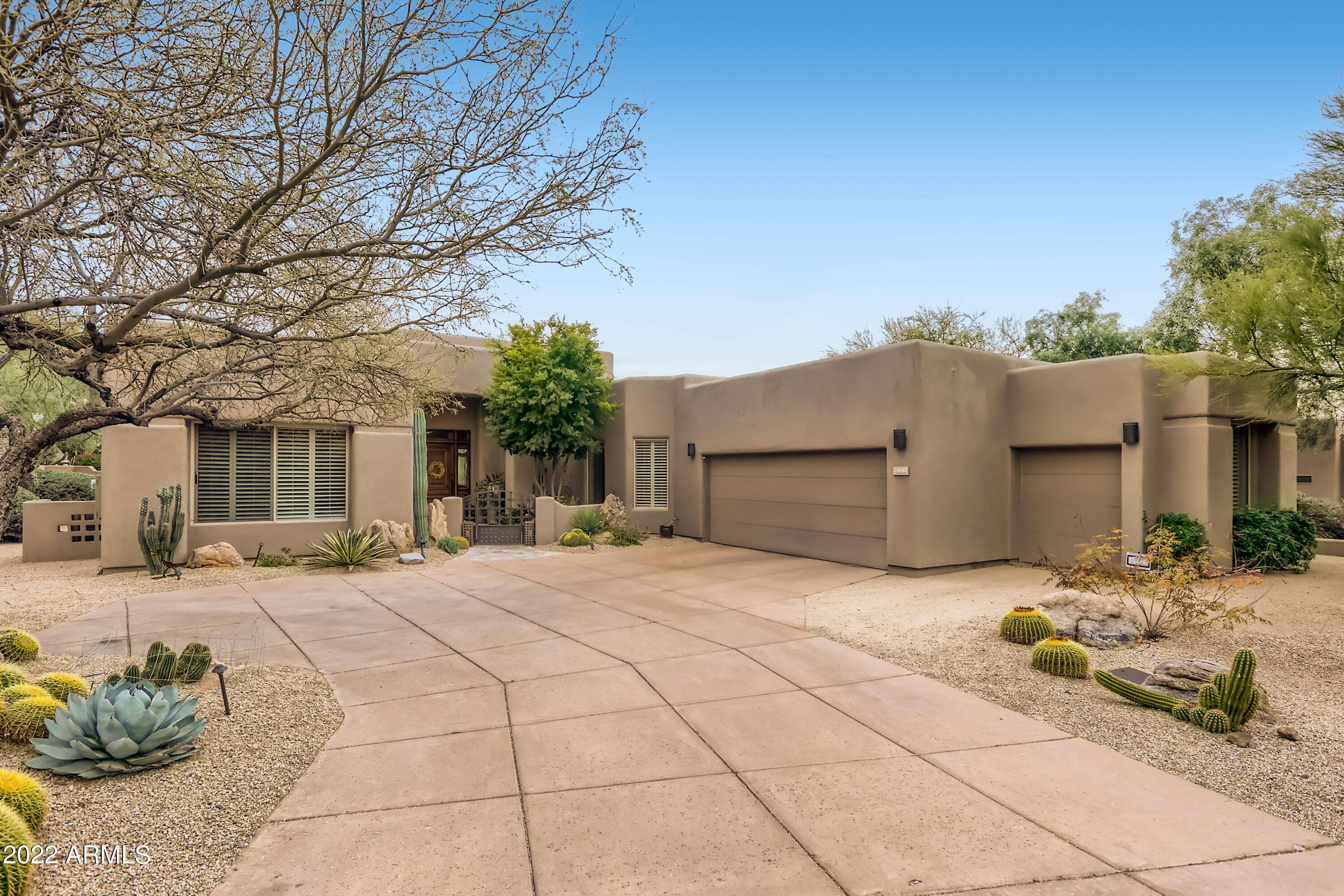 Scottsdale, AZ 85266,34245 N BOULDERS Parkway