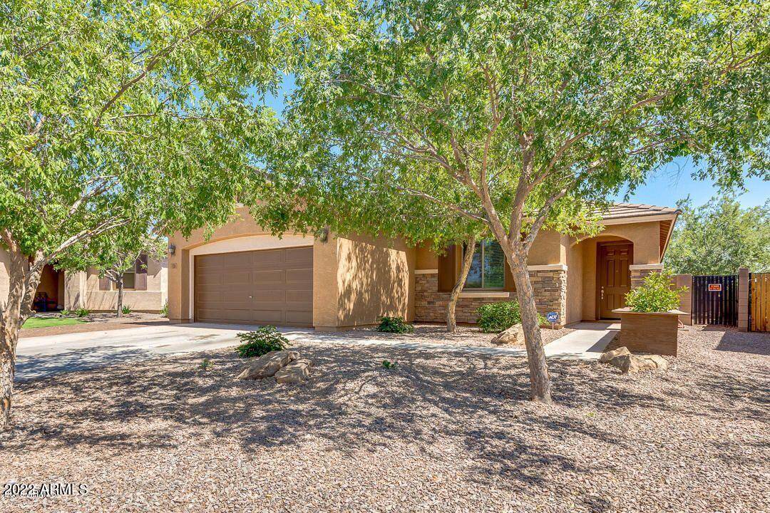 San Tan Valley, AZ 85143,23 W BURKHALTER Drive