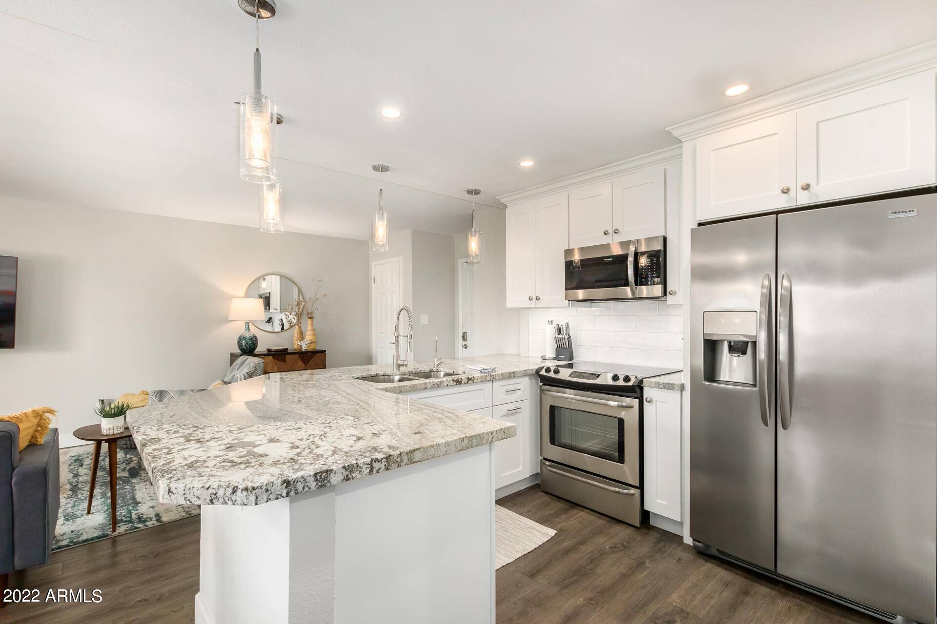 Scottsdale, AZ 85258,8649 E ROYAL PALM Road #127