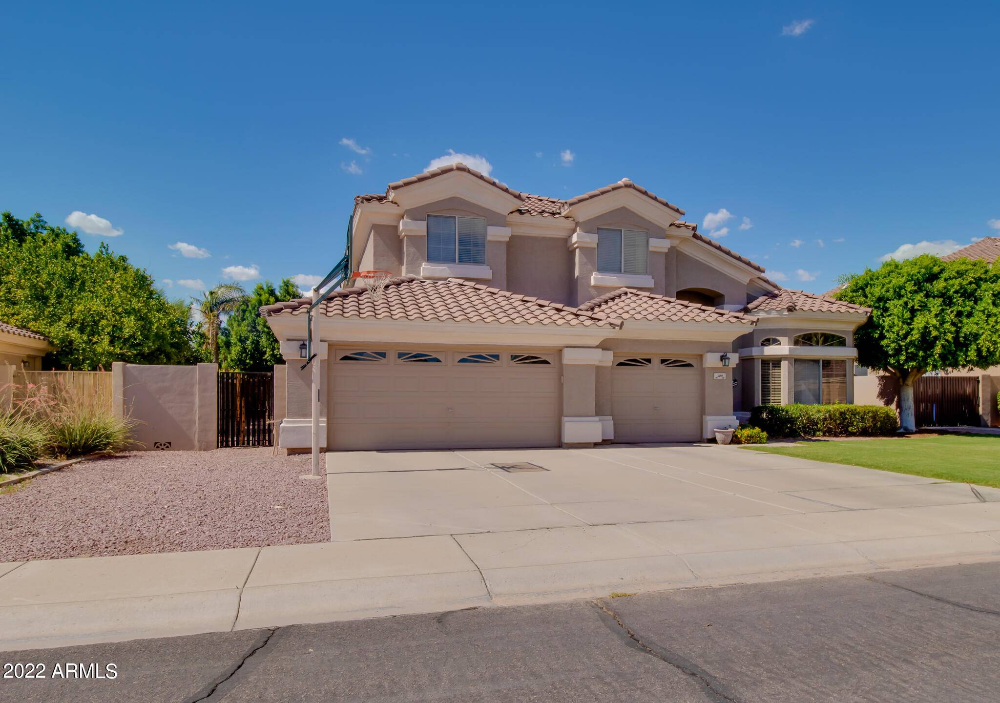 Gilbert, AZ 85233,408 W LIBERTY Lane