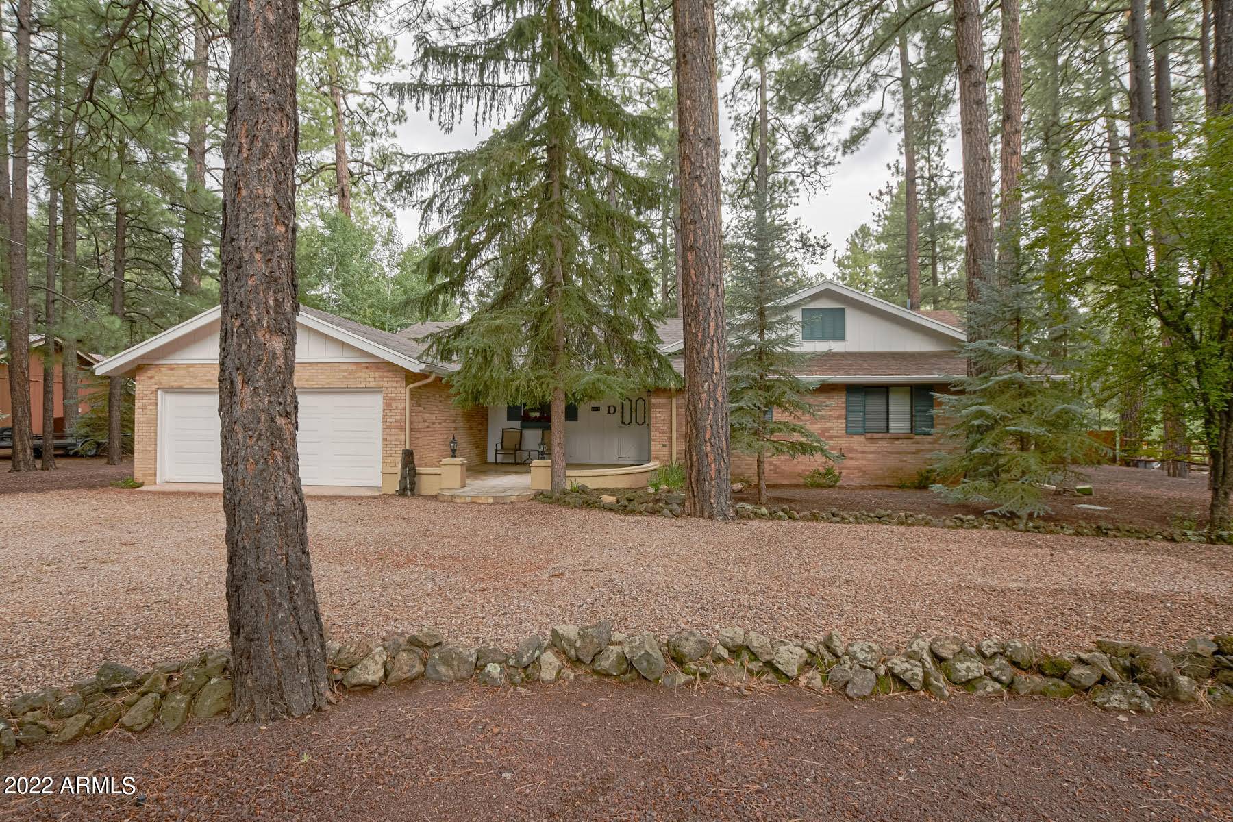 Pinetop, AZ 85935,8045 COUNTRY CLUB Drive