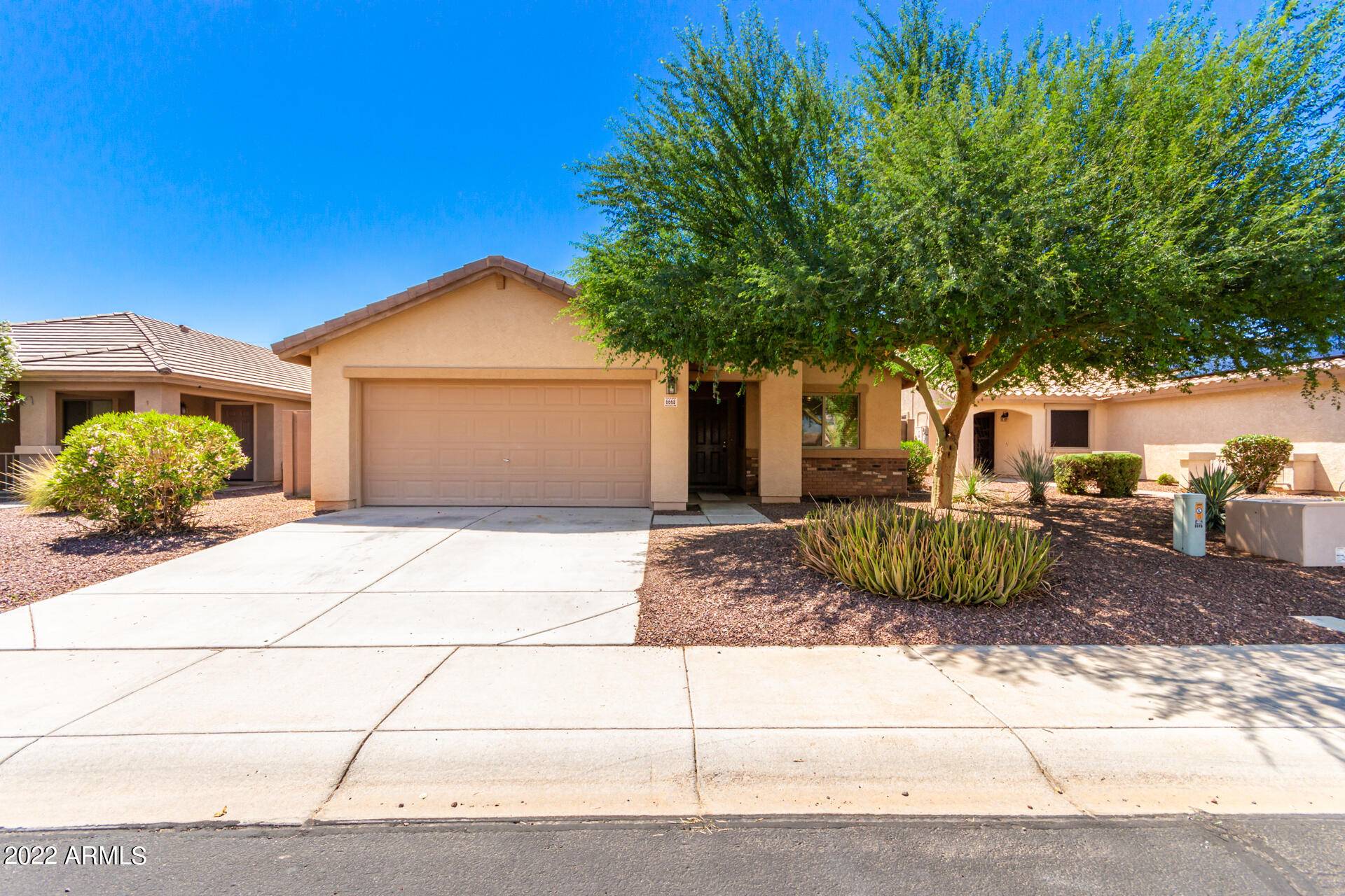 Buckeye, AZ 85326,6668 S 258TH Drive