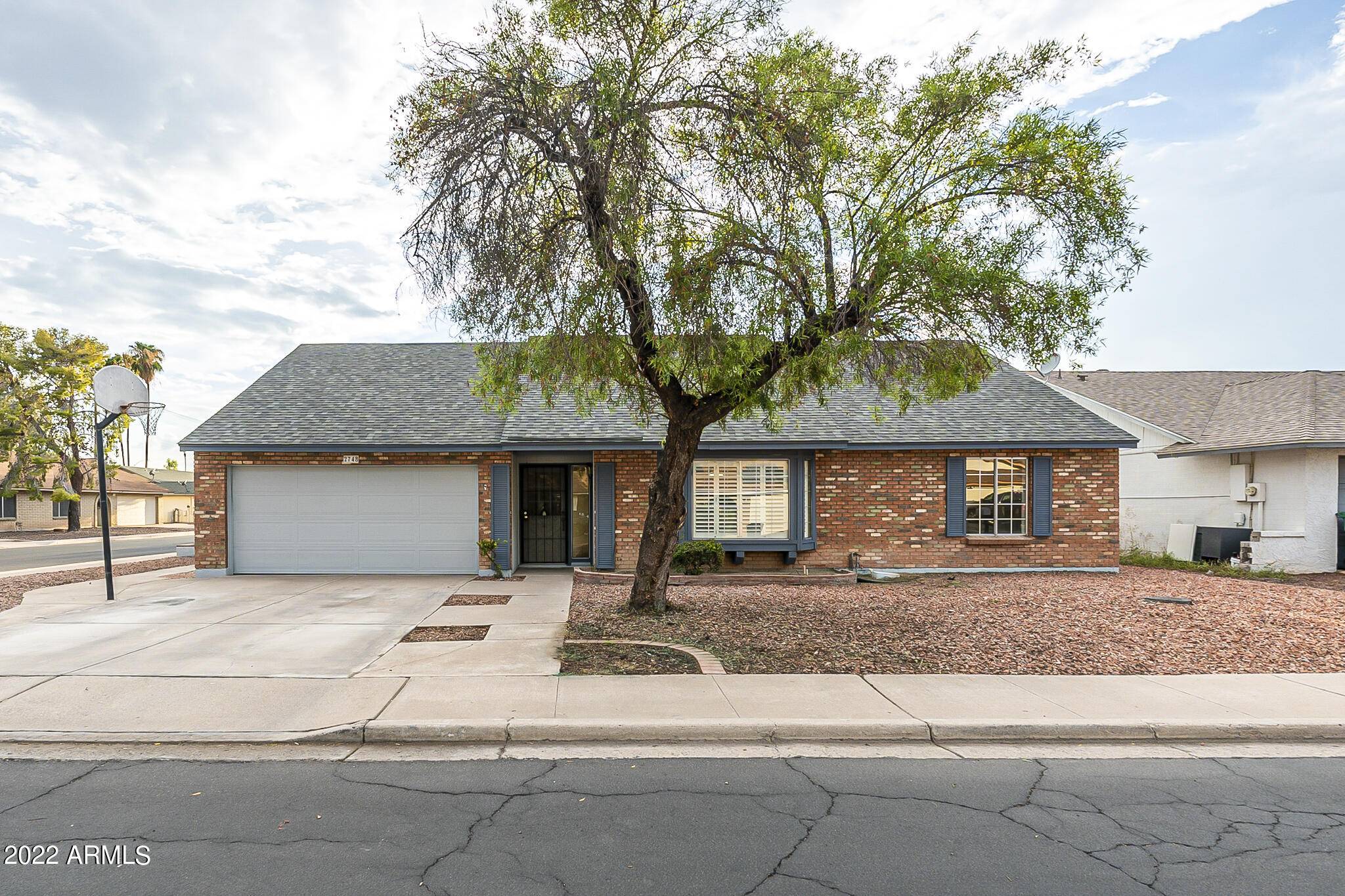 Mesa, AZ 85210,2748 S DAVIS --