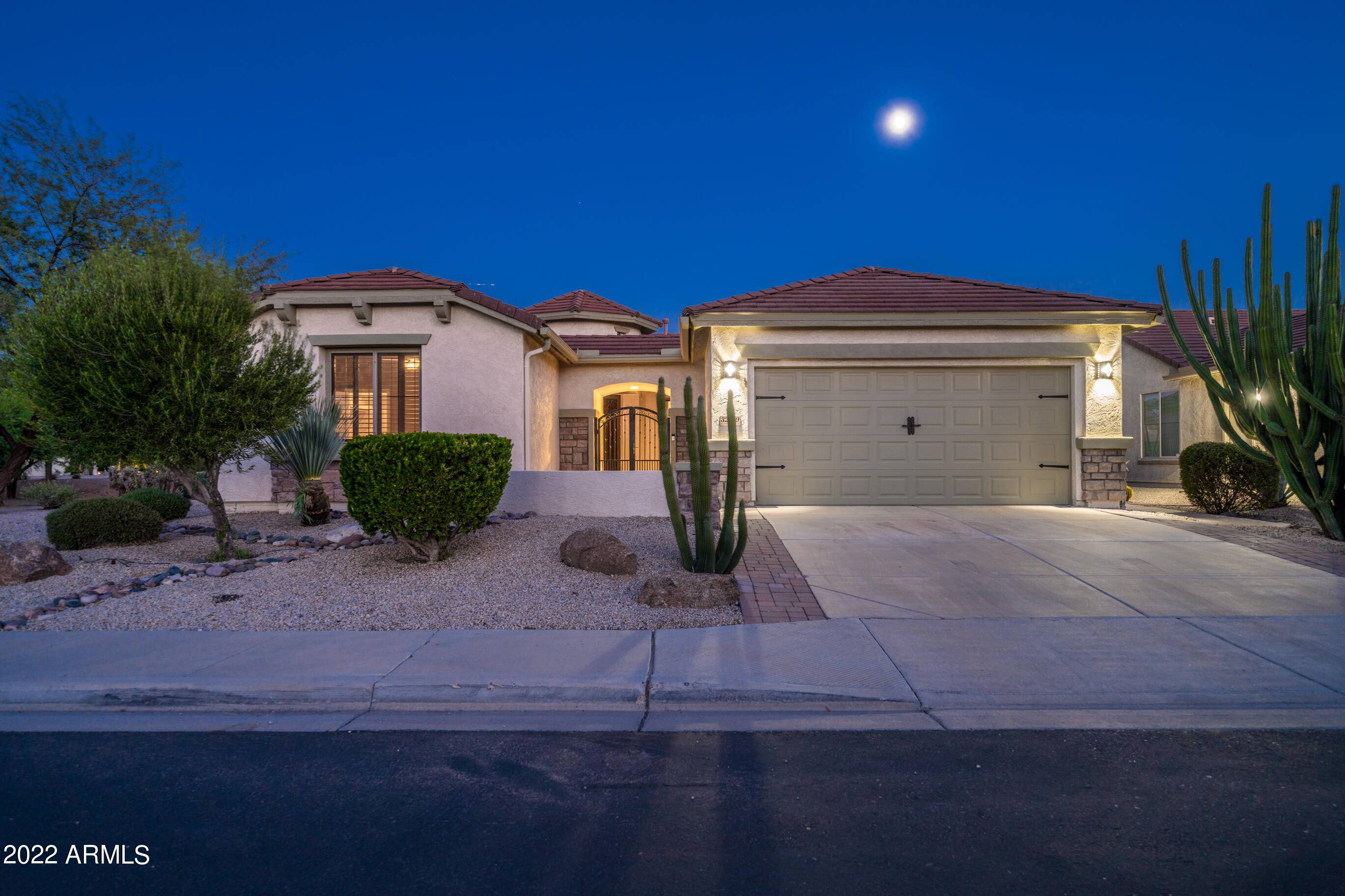 San Tan Valley, AZ 85143,32269 N LARKSPUR Drive