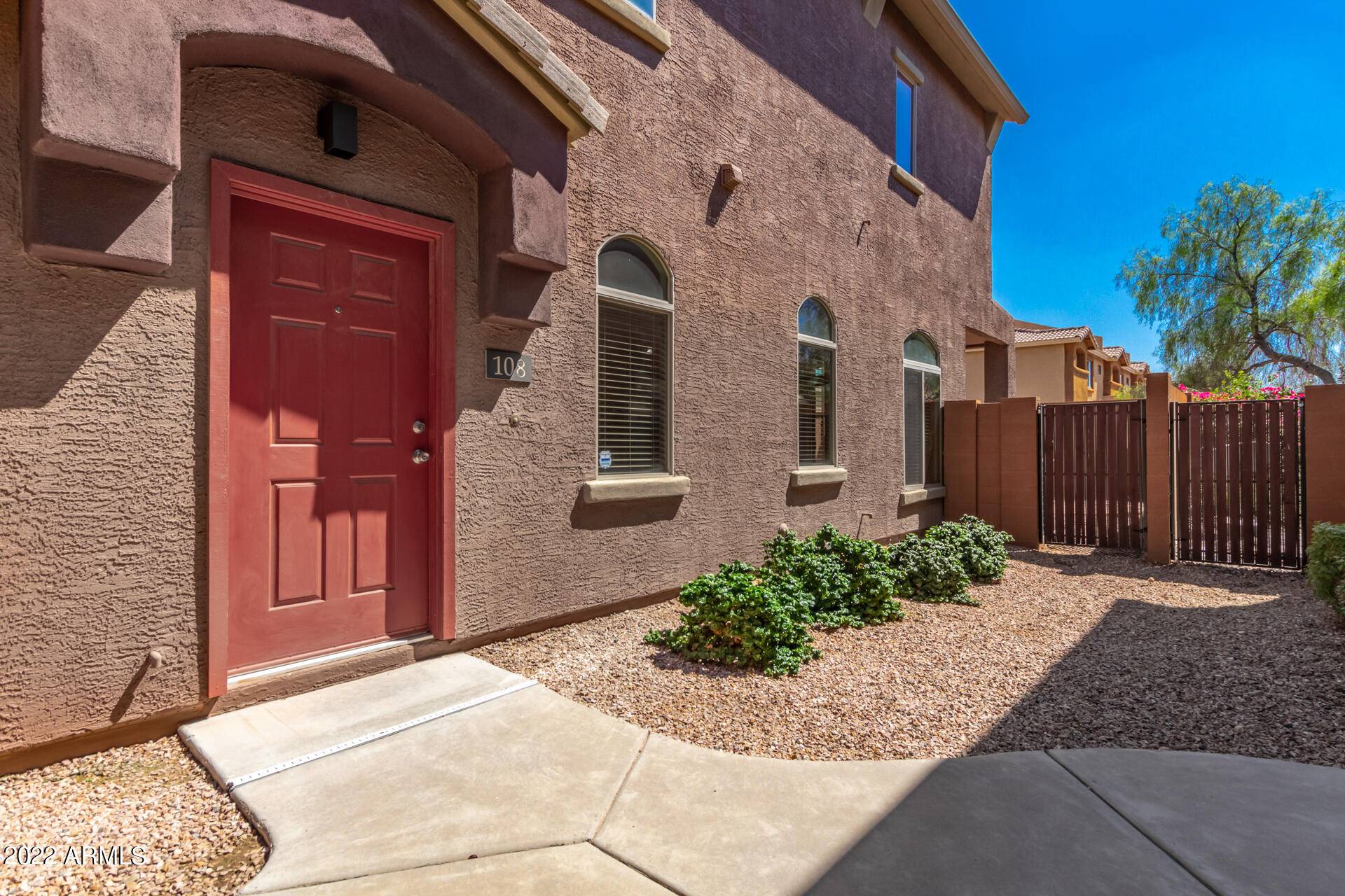 Phoenix, AZ 85032,17365 N CAVE CREEK Road #108