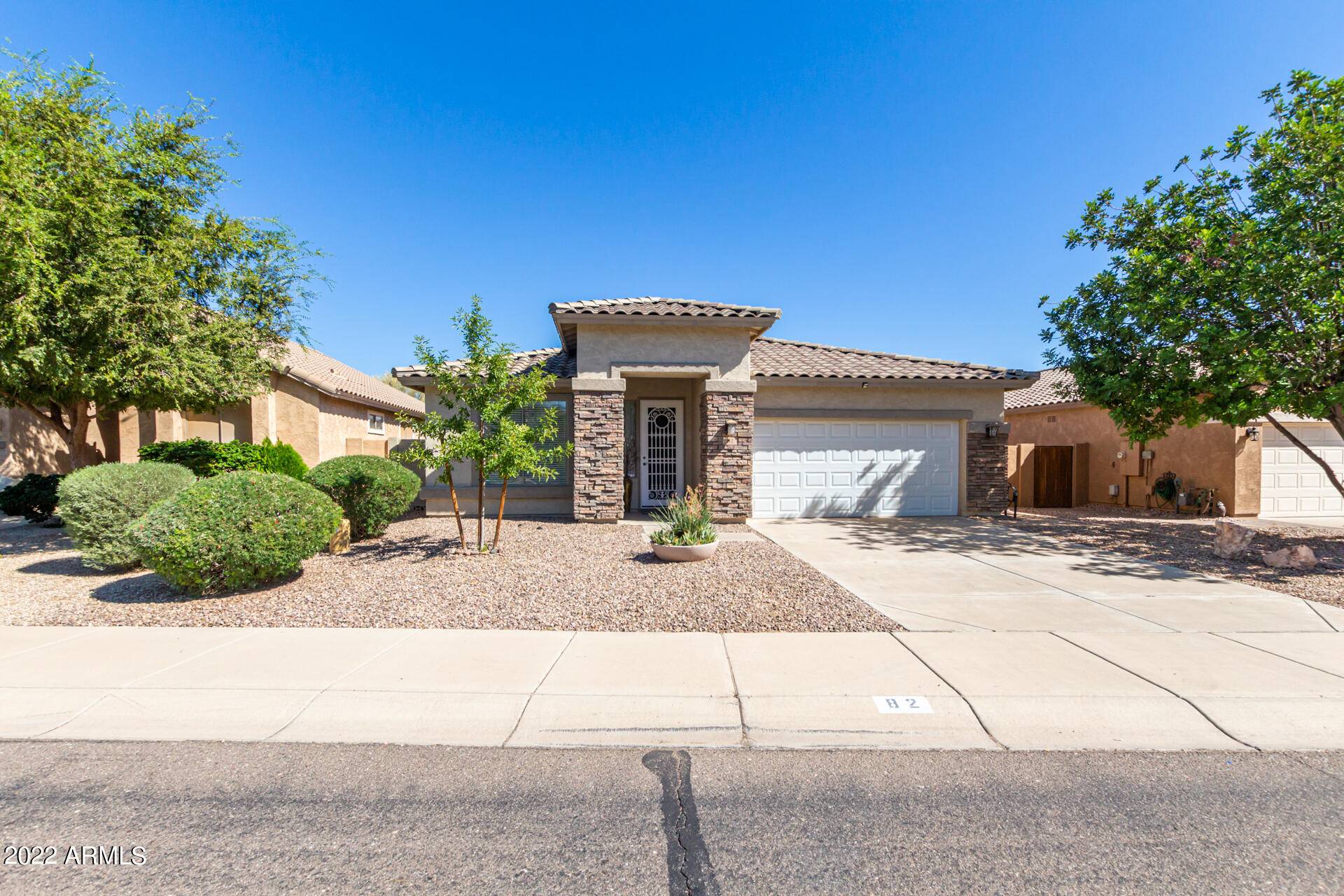 San Tan Valley, AZ 85143,82 E MILL REEF Drive