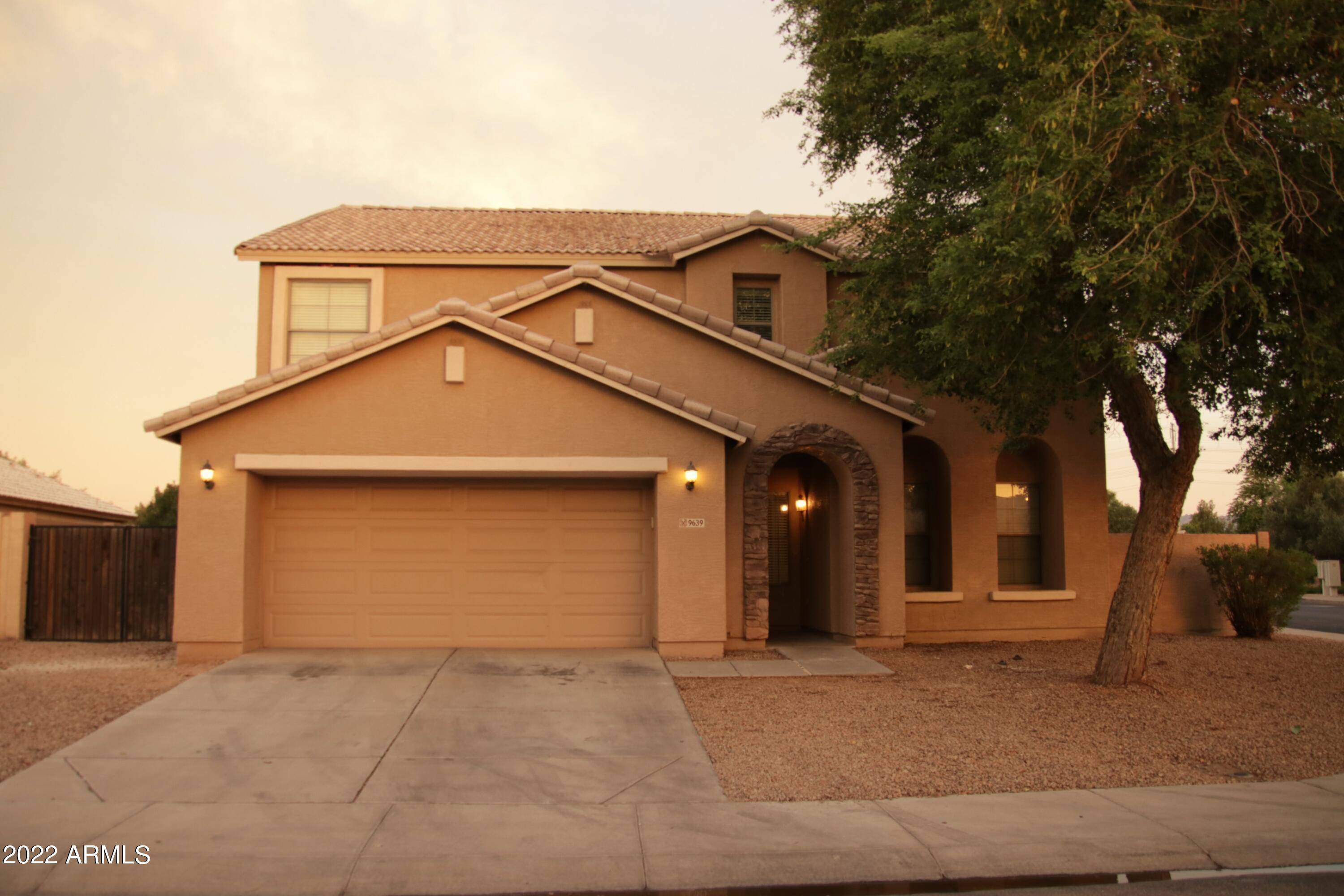 Tolleson, AZ 85353,9639 W KIRBY Avenue