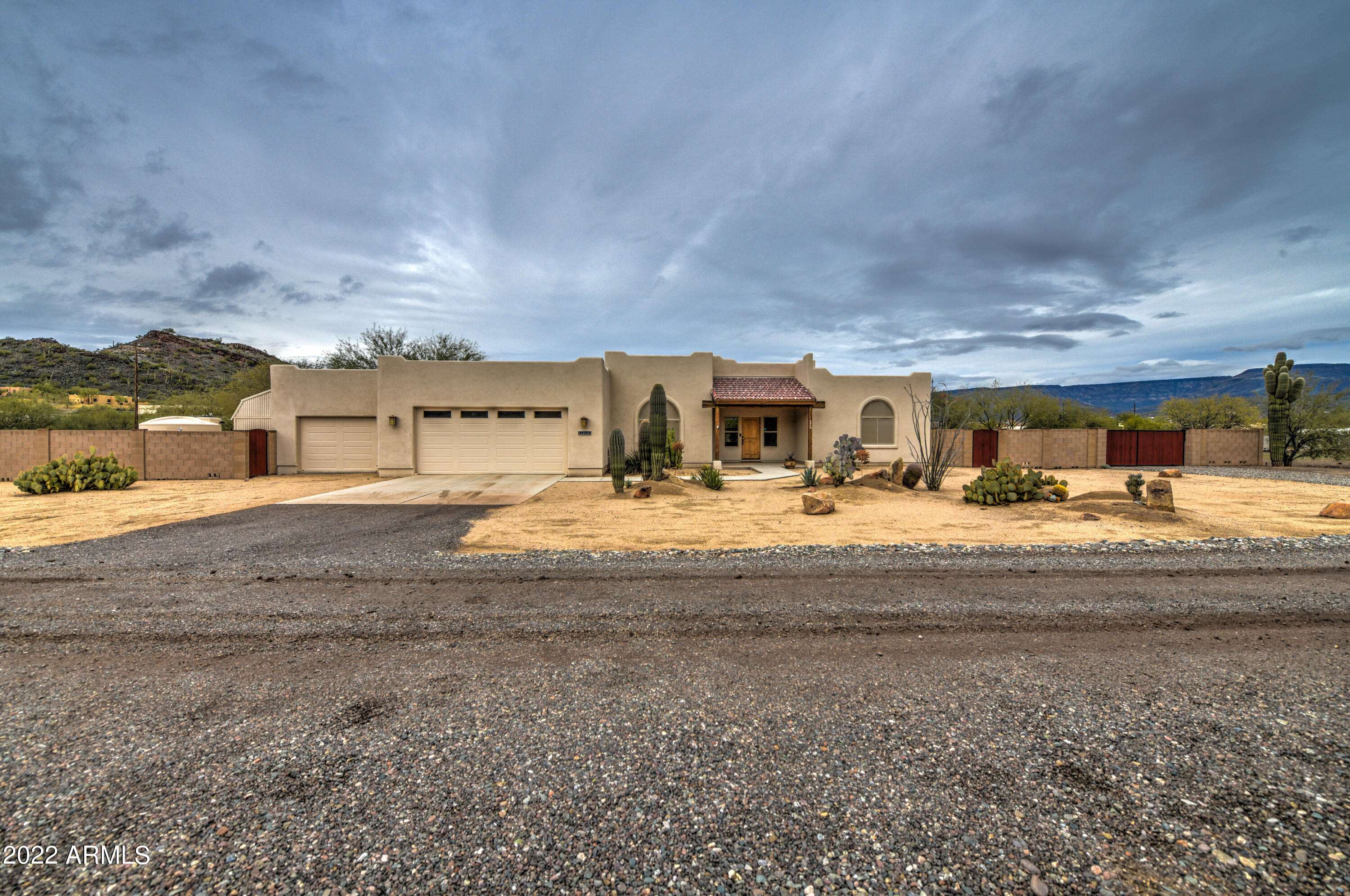 New River, AZ 85087,1212 E YUCCA Lane