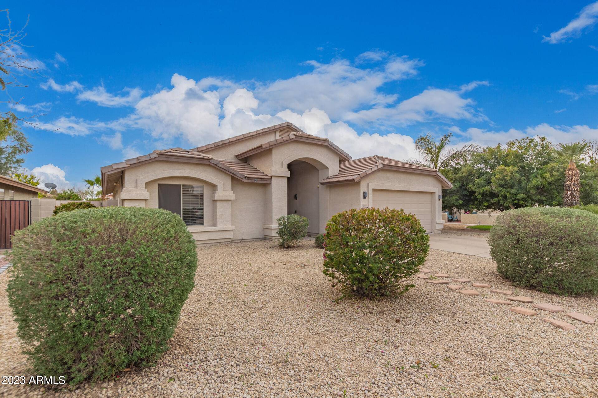 Gilbert, AZ 85296,2323 E WILLOW WICK Road