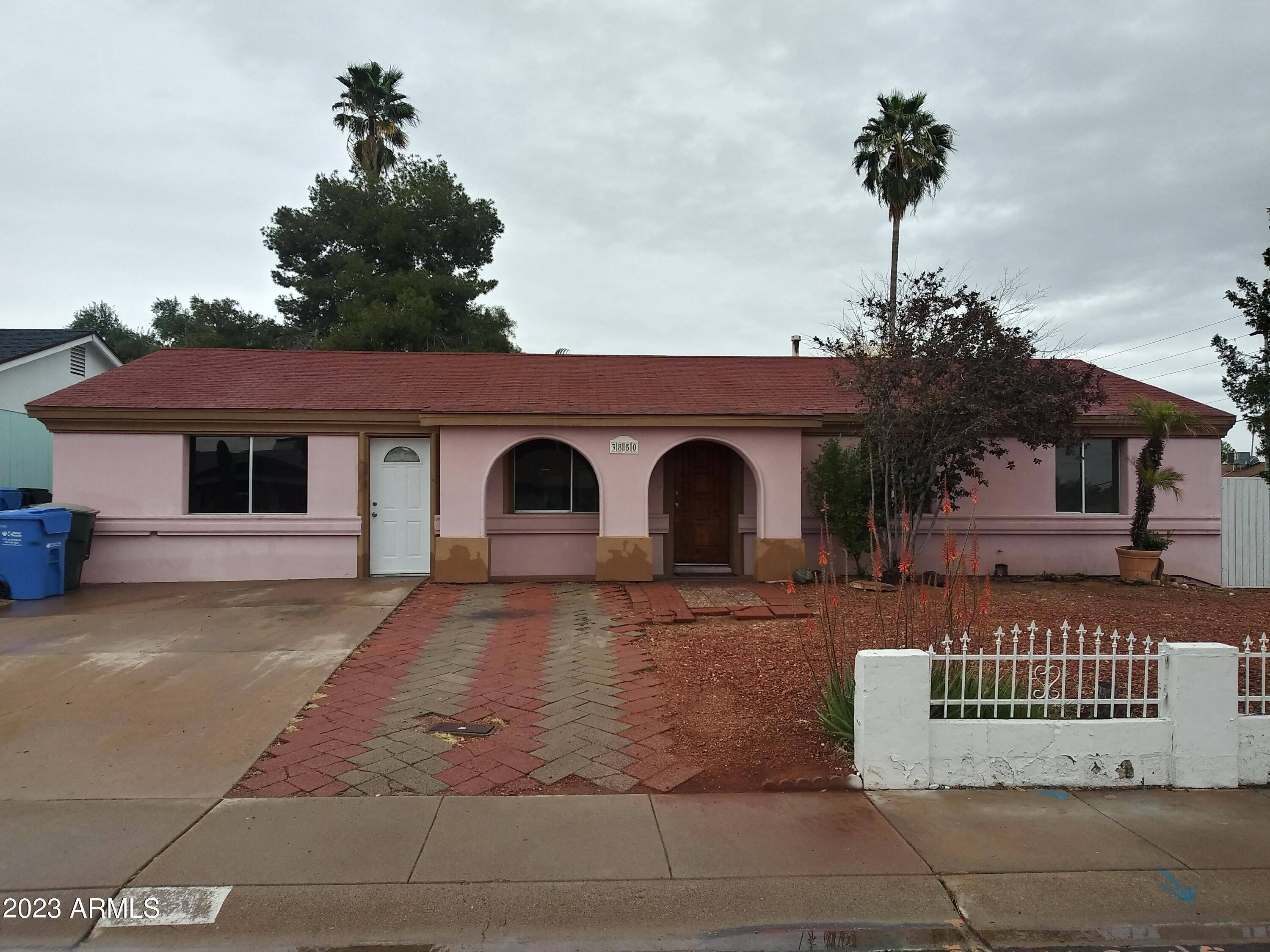 Phoenix, AZ 85032,3850 E FRIESS Drive E