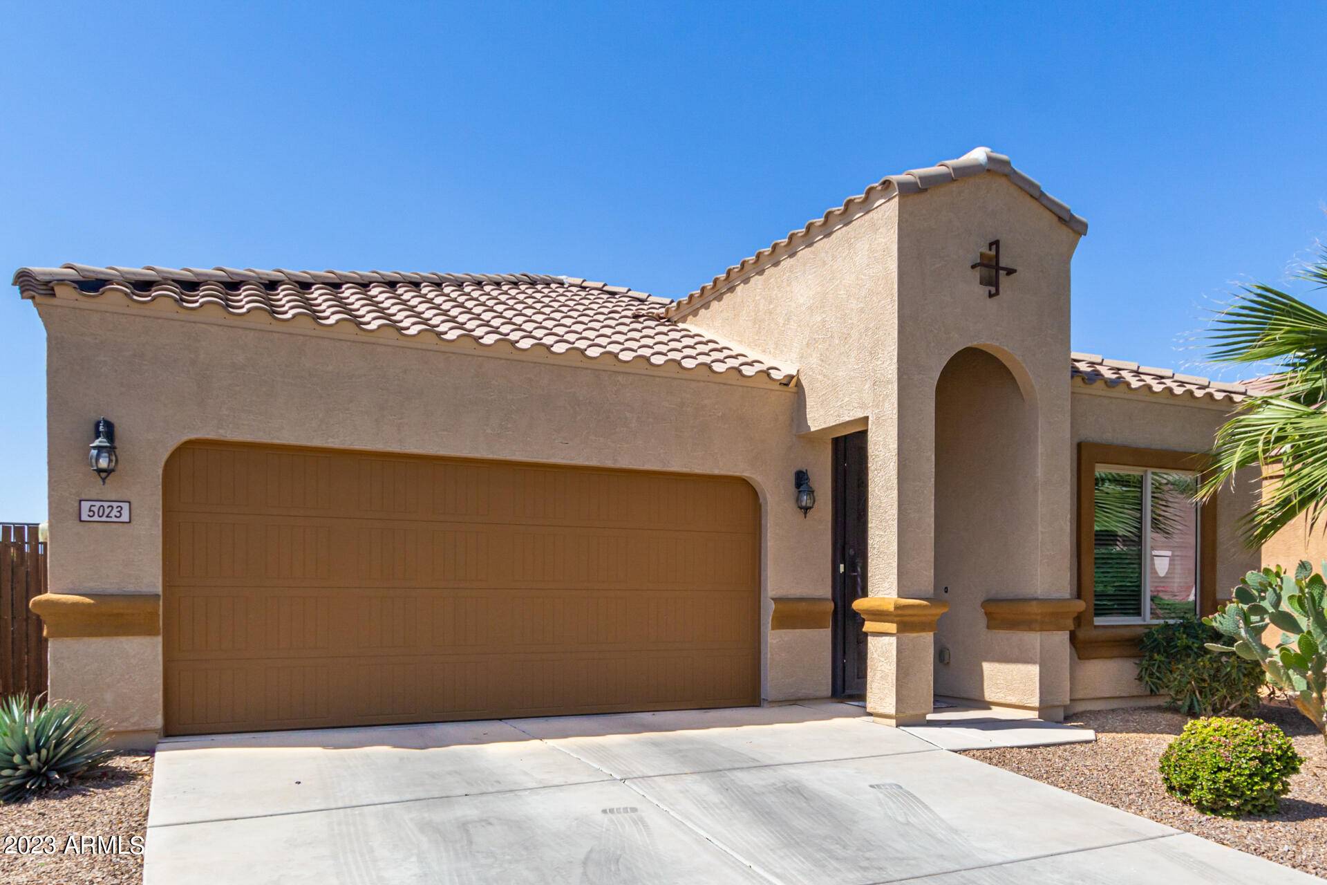 San Tan Valley, AZ 85143,5023 E SUNSTONE Drive