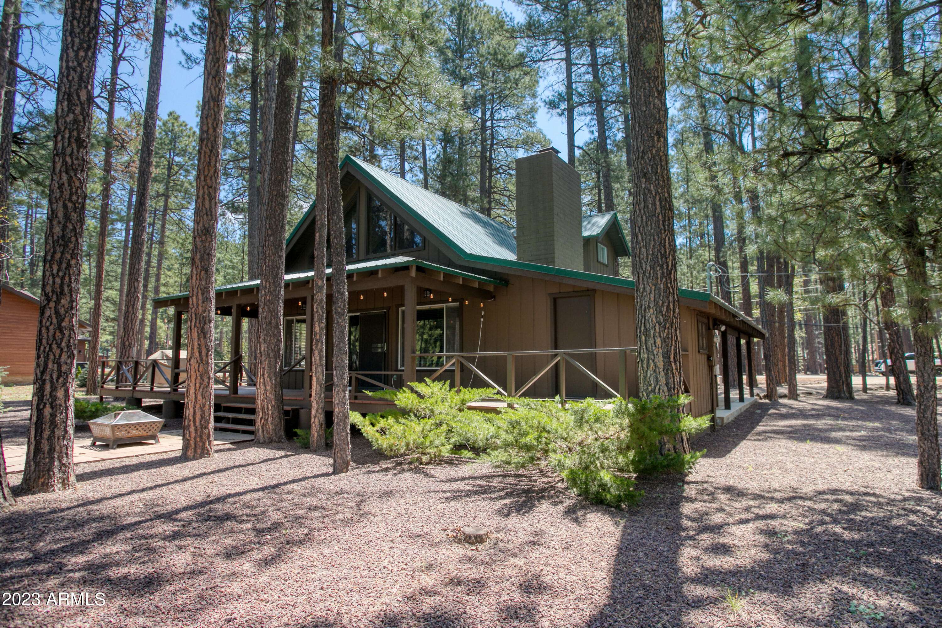 Pinetop, AZ 85935,3332 LAKE VIEW Drive