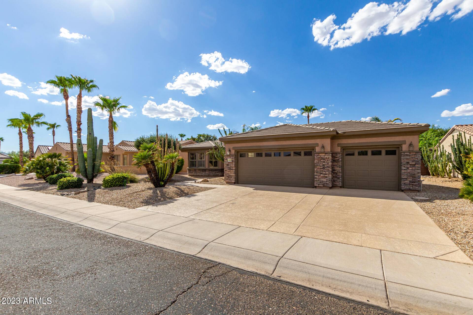 Surprise, AZ 85374,14936 W WOODBURY Lane