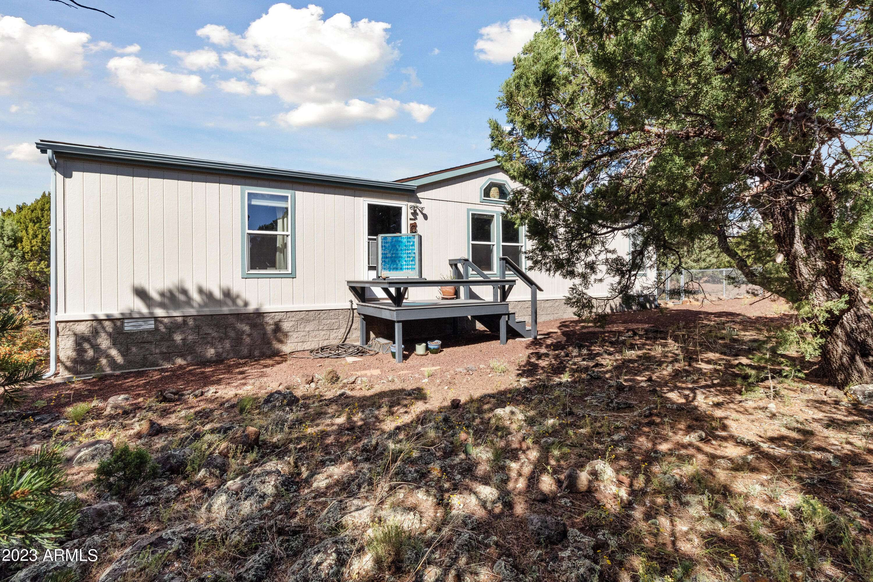 Vernon, AZ 85940,43 COUNTY ROAD 3203 --