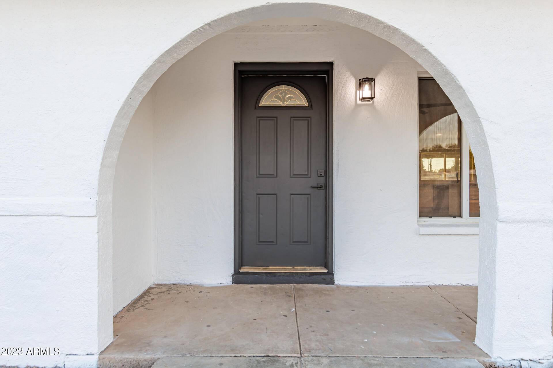 Phoenix, AZ 85033,5909 W ELM Street