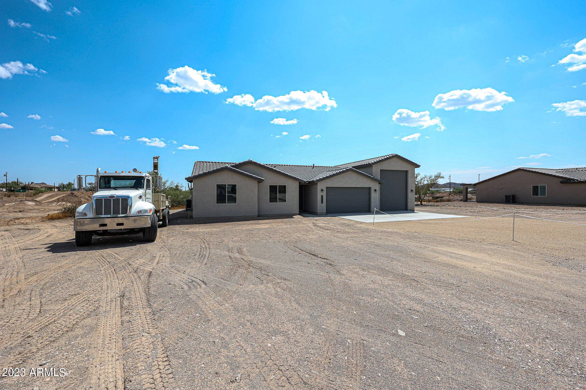 New River, AZ 85087,48025 N 15TH Avenue