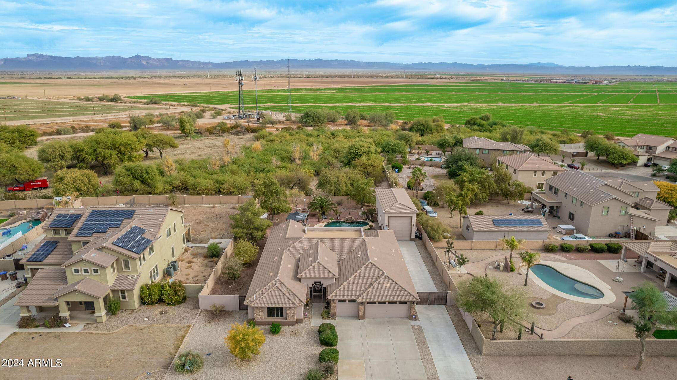 San Tan Valley, AZ 85143,32139 N CASPIAN Way