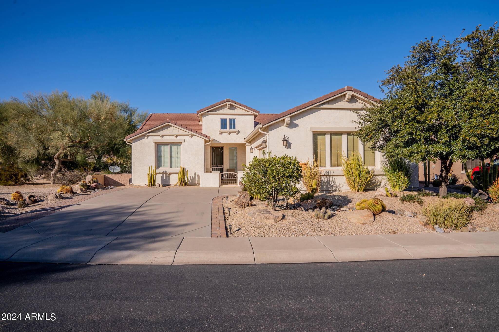 San Tan Valley, AZ 85143,1130 W DESERT LILY Drive