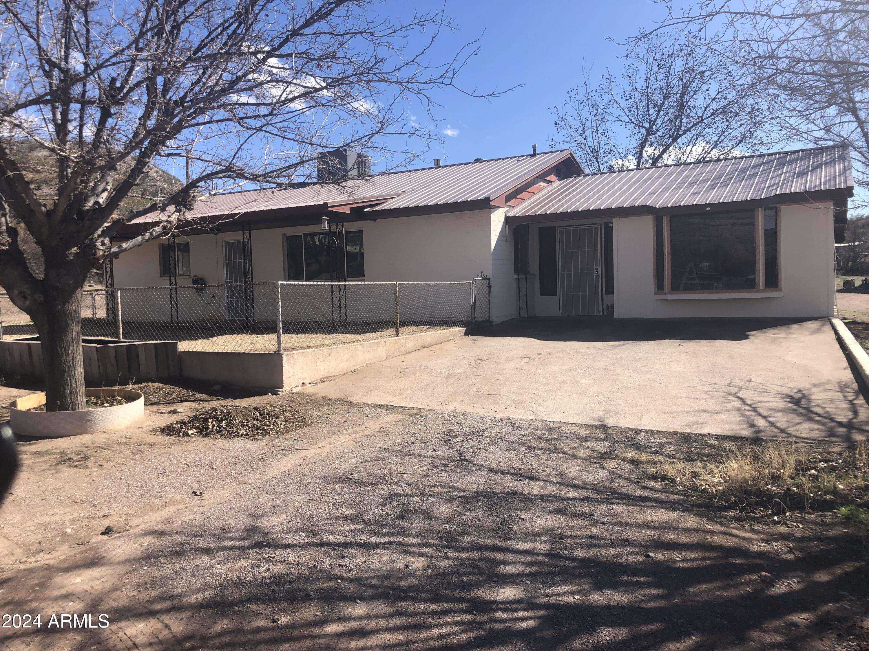 Duncan, AZ 85534,125 GOLD STAR Drive