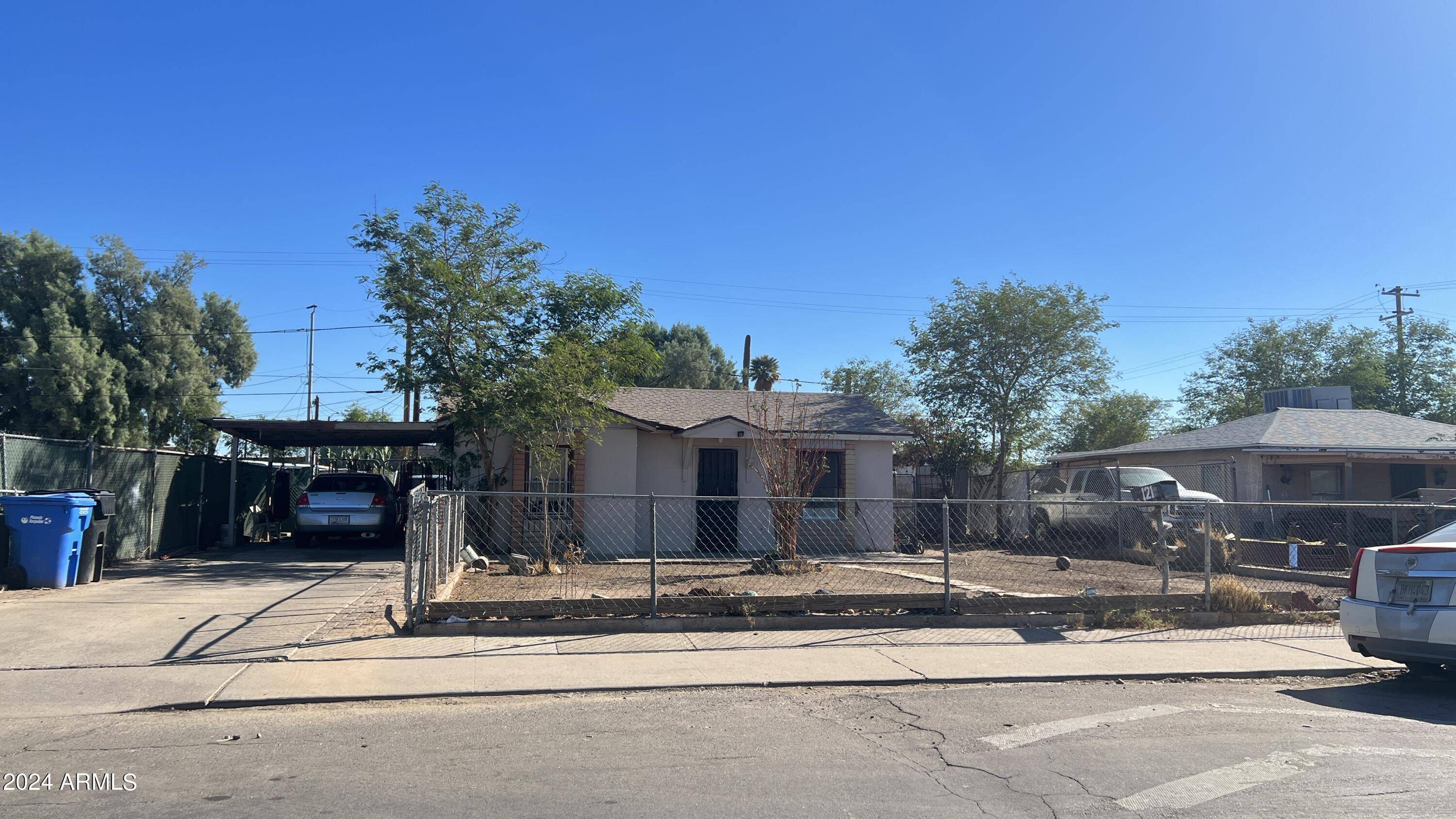 Phoenix, AZ 85009,121 N 28TH Avenue