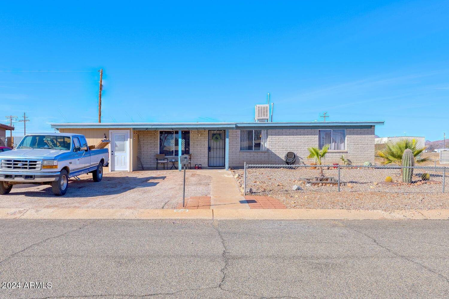 Huachuca City, AZ 85616,315 1ST Street