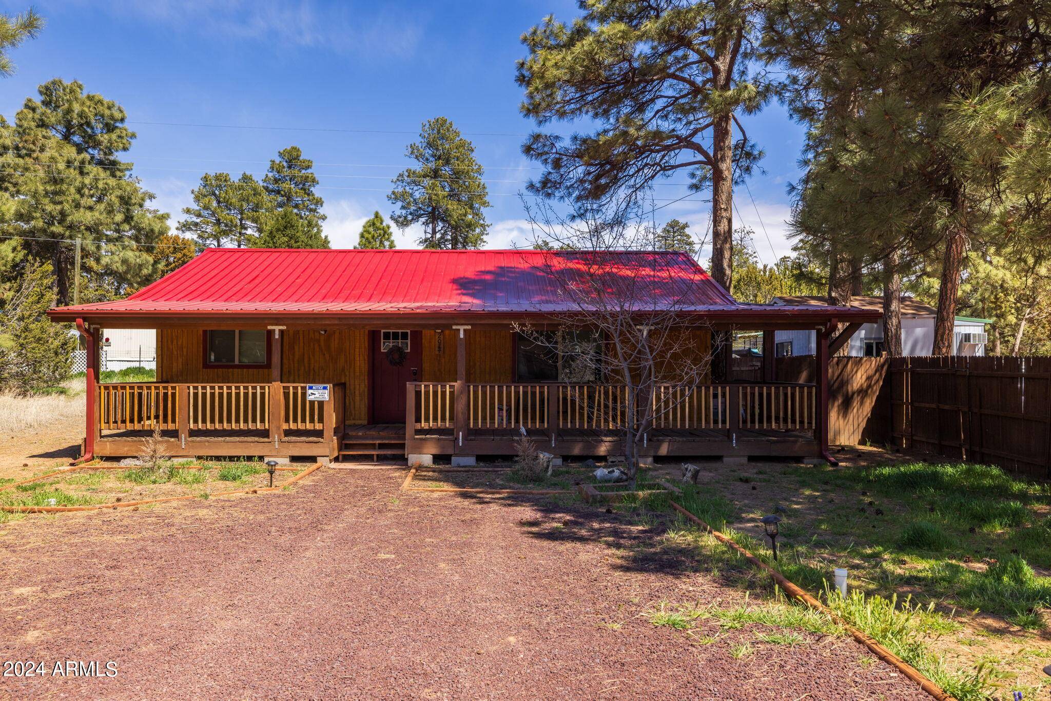 Overgaard, AZ 85933,2074 Thousand Pines Drive