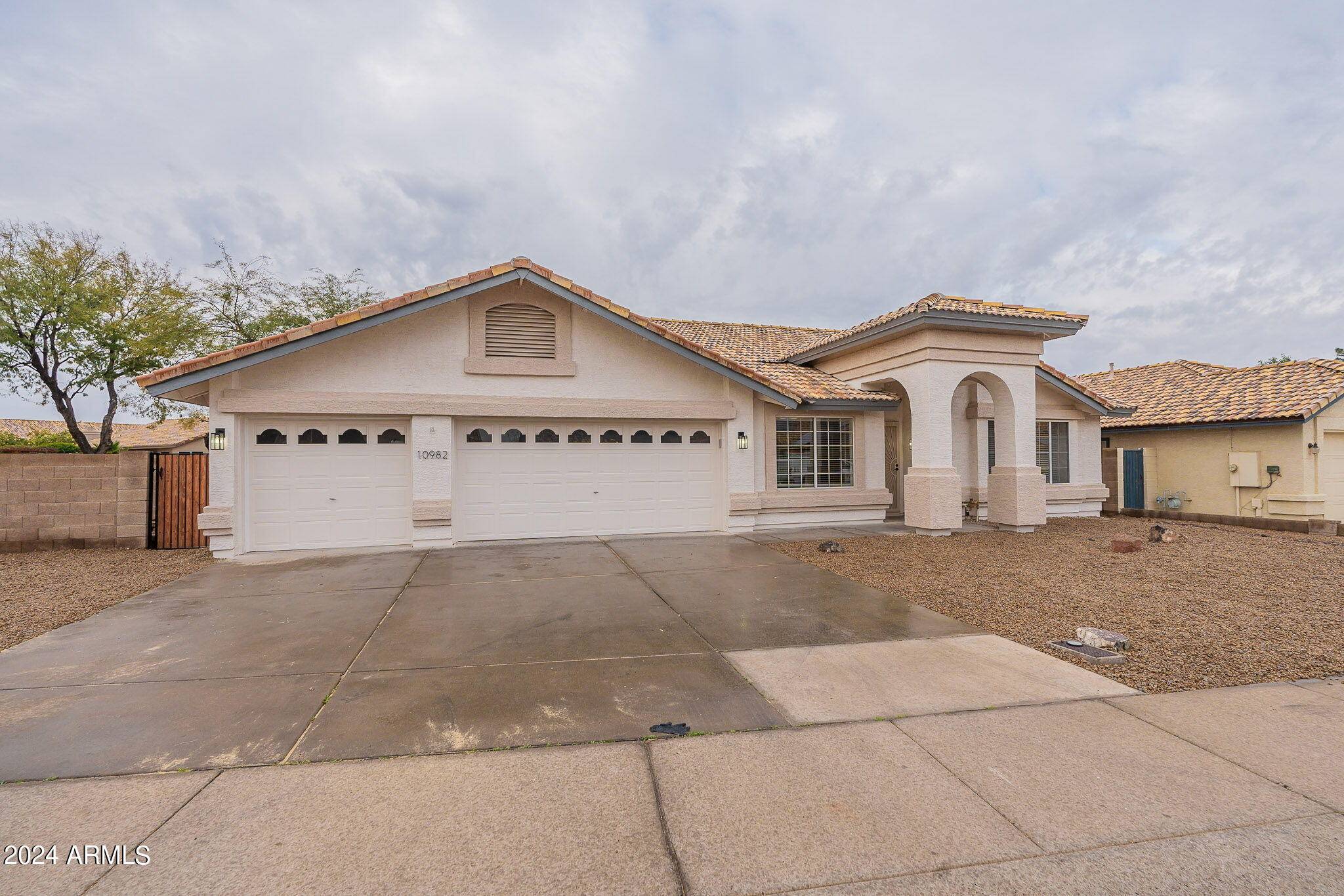 Sun City, AZ 85373,10982 W TONOPAH Drive