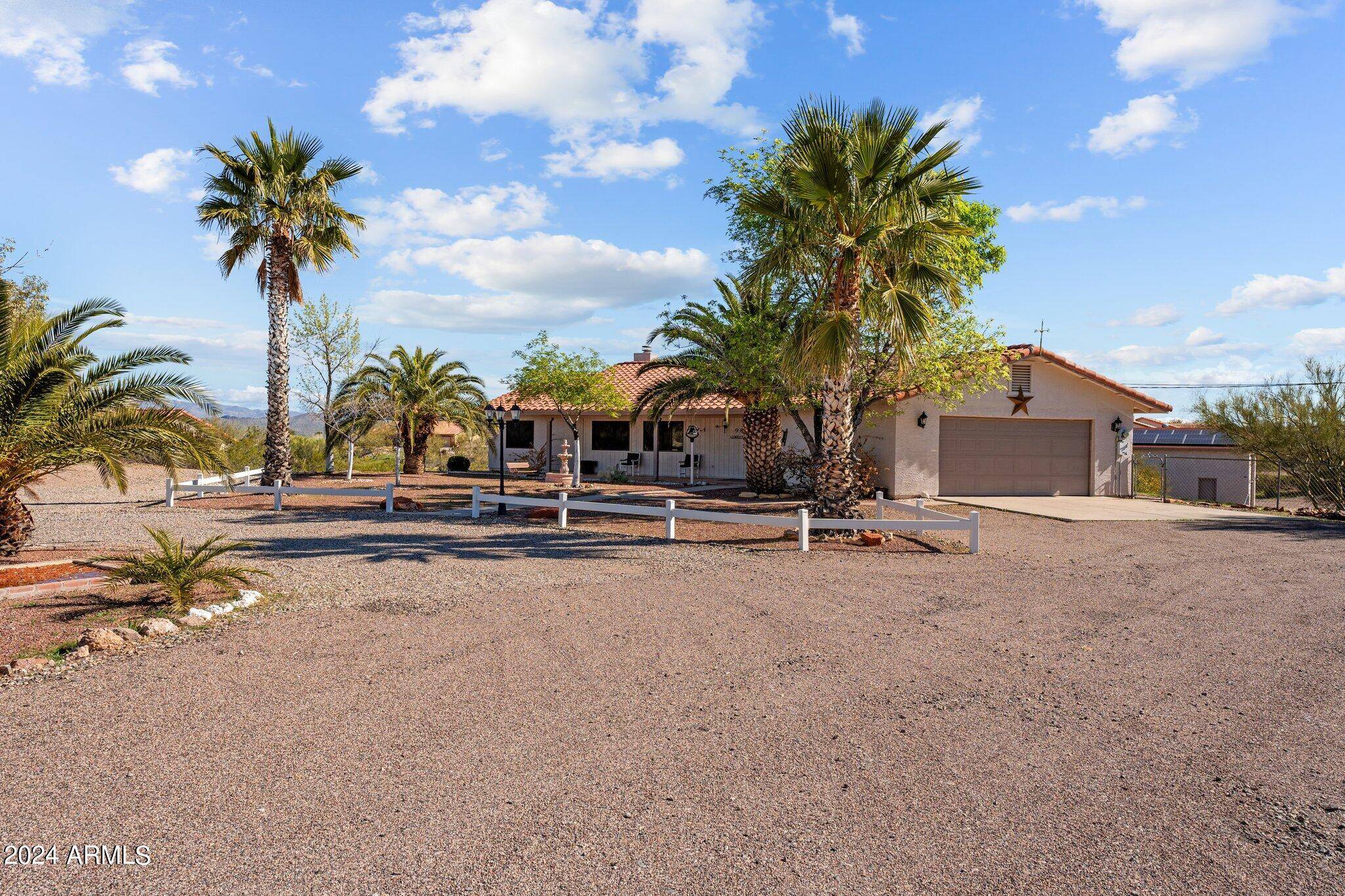 Wickenburg, AZ 85390,985 S Vulture Mine Road