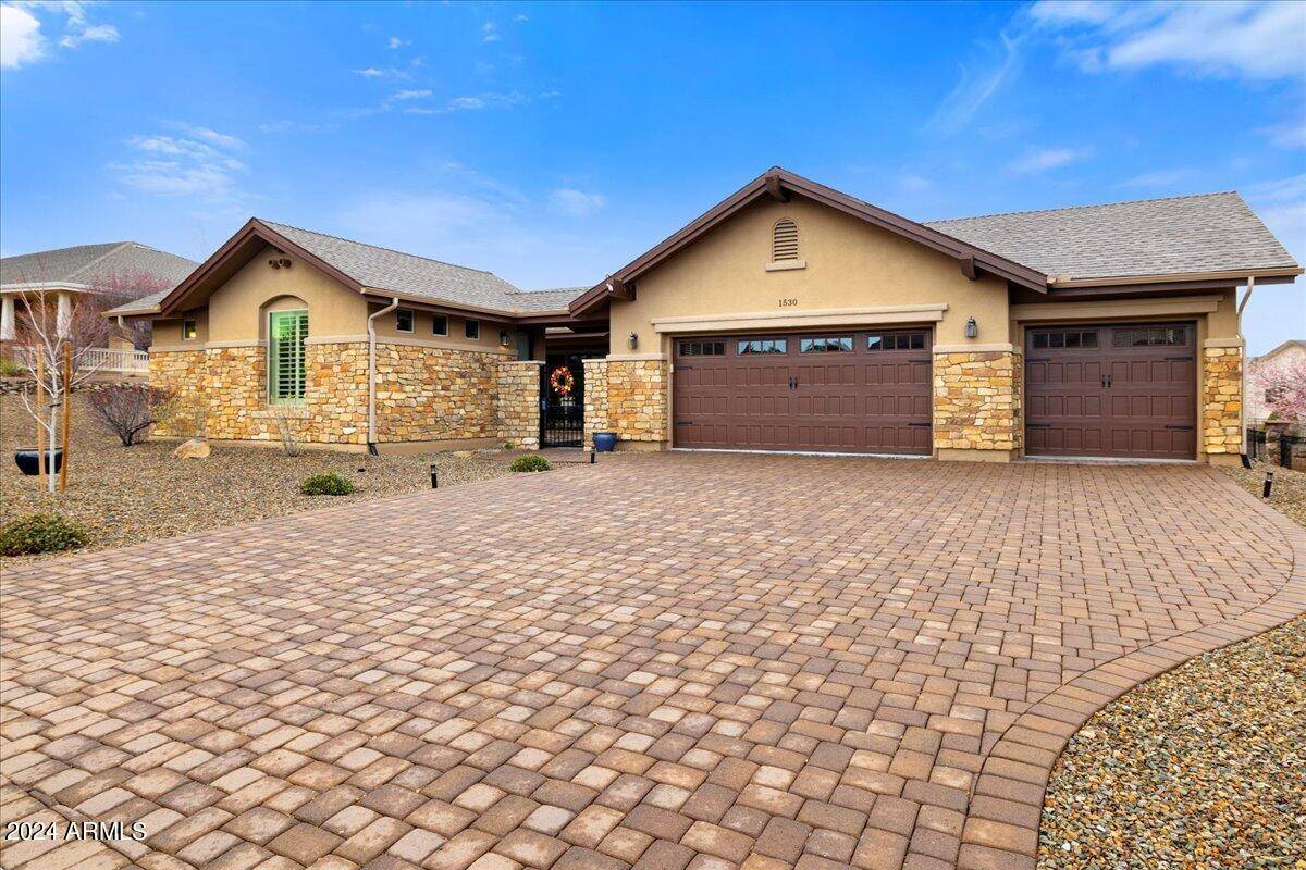 Prescott, AZ 86301,1530 BELLE MEADE Court