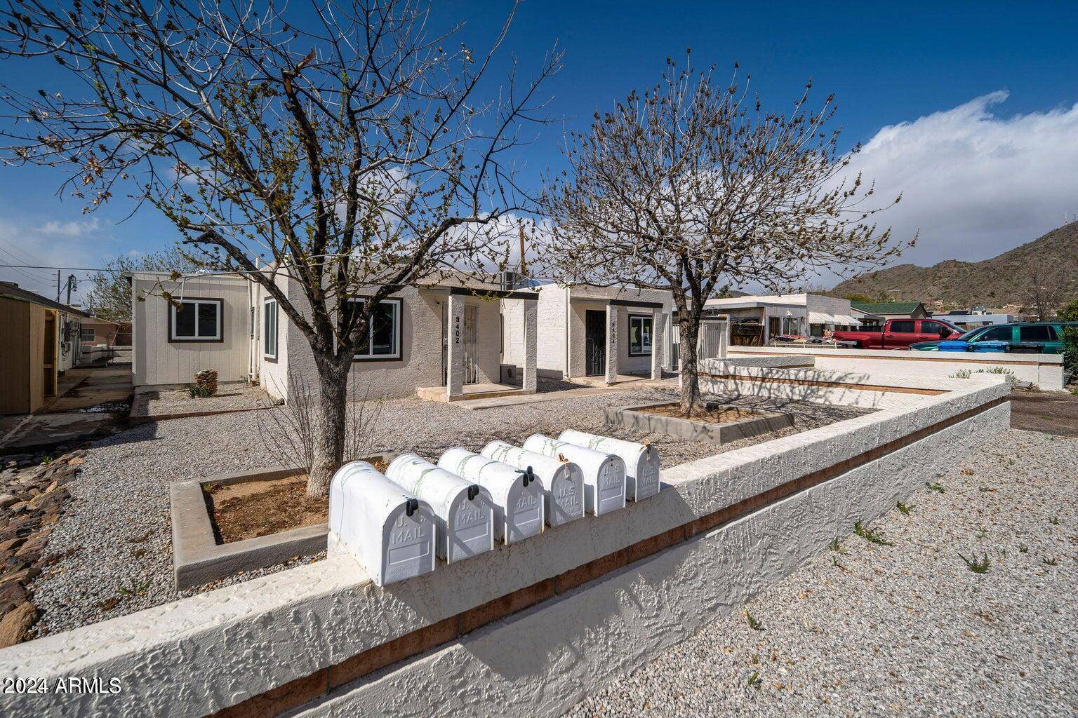 Phoenix, AZ 85020,102 E HATCHER Road
