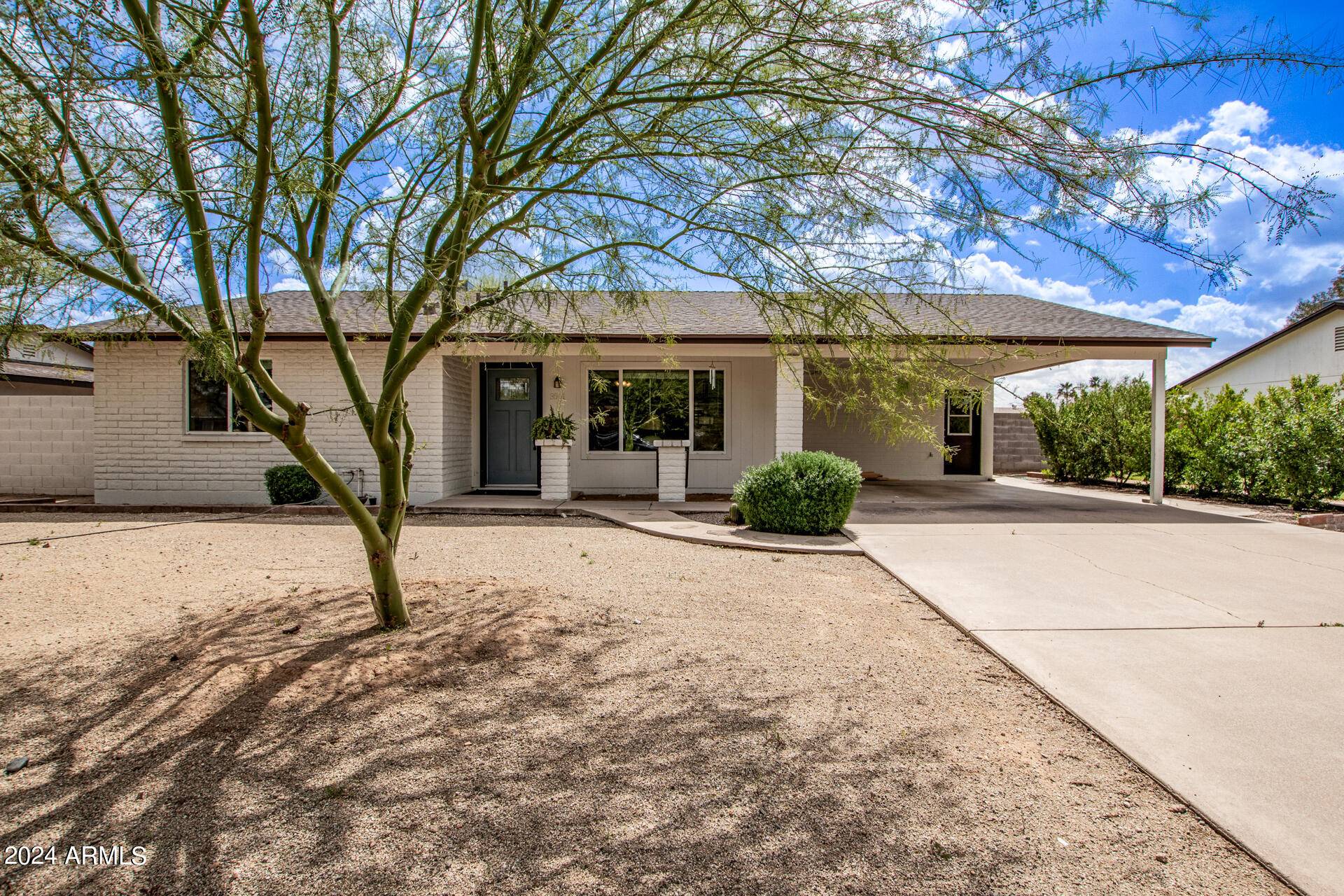 Phoenix, AZ 85028,3541 E SUNNYSIDE Drive