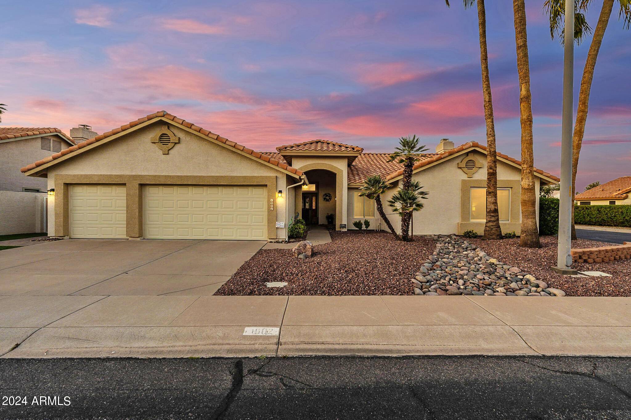 Gilbert, AZ 85233,1502 W DEVON Drive