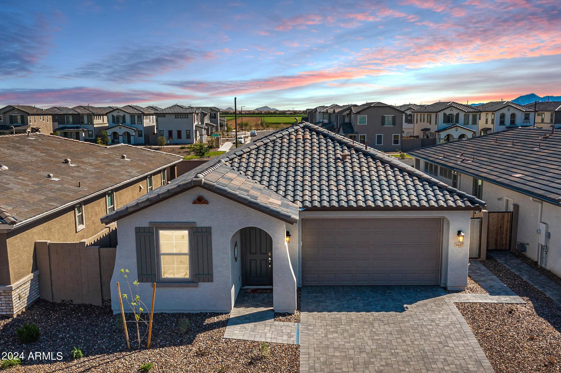 Queen Creek, AZ 85140,1407 W MACAW Drive