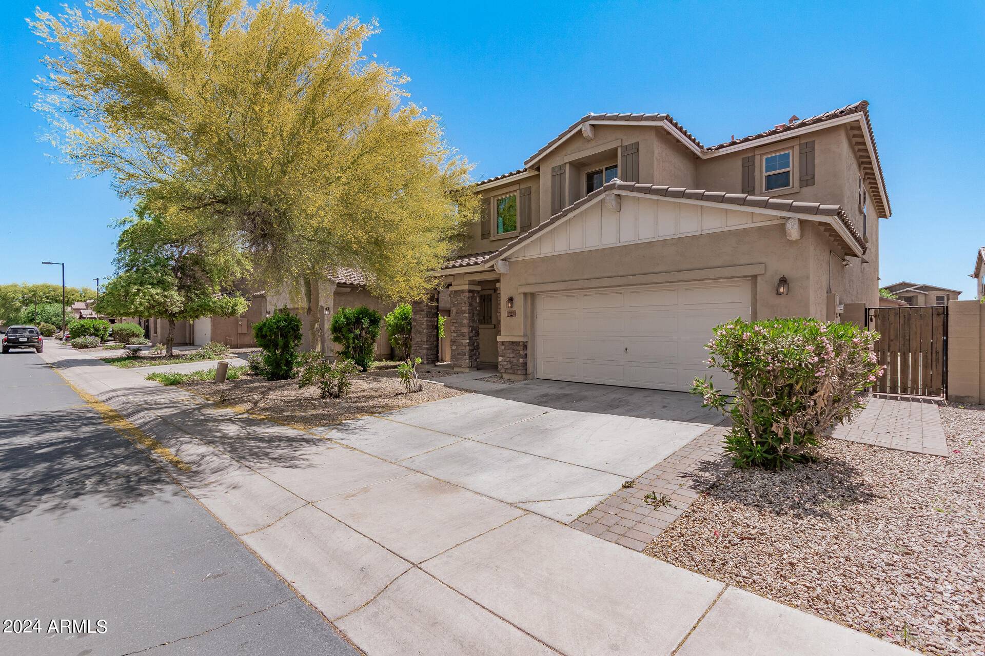 Chandler, AZ 85225,835 E HARRISON Street