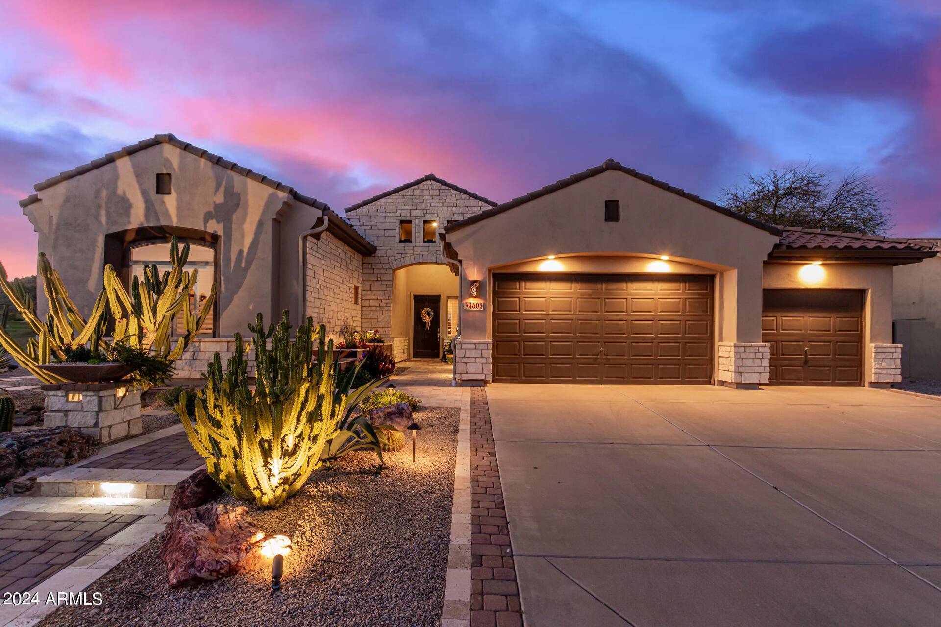 San Tan Valley, AZ 85143,460 W STIRRUP Lane