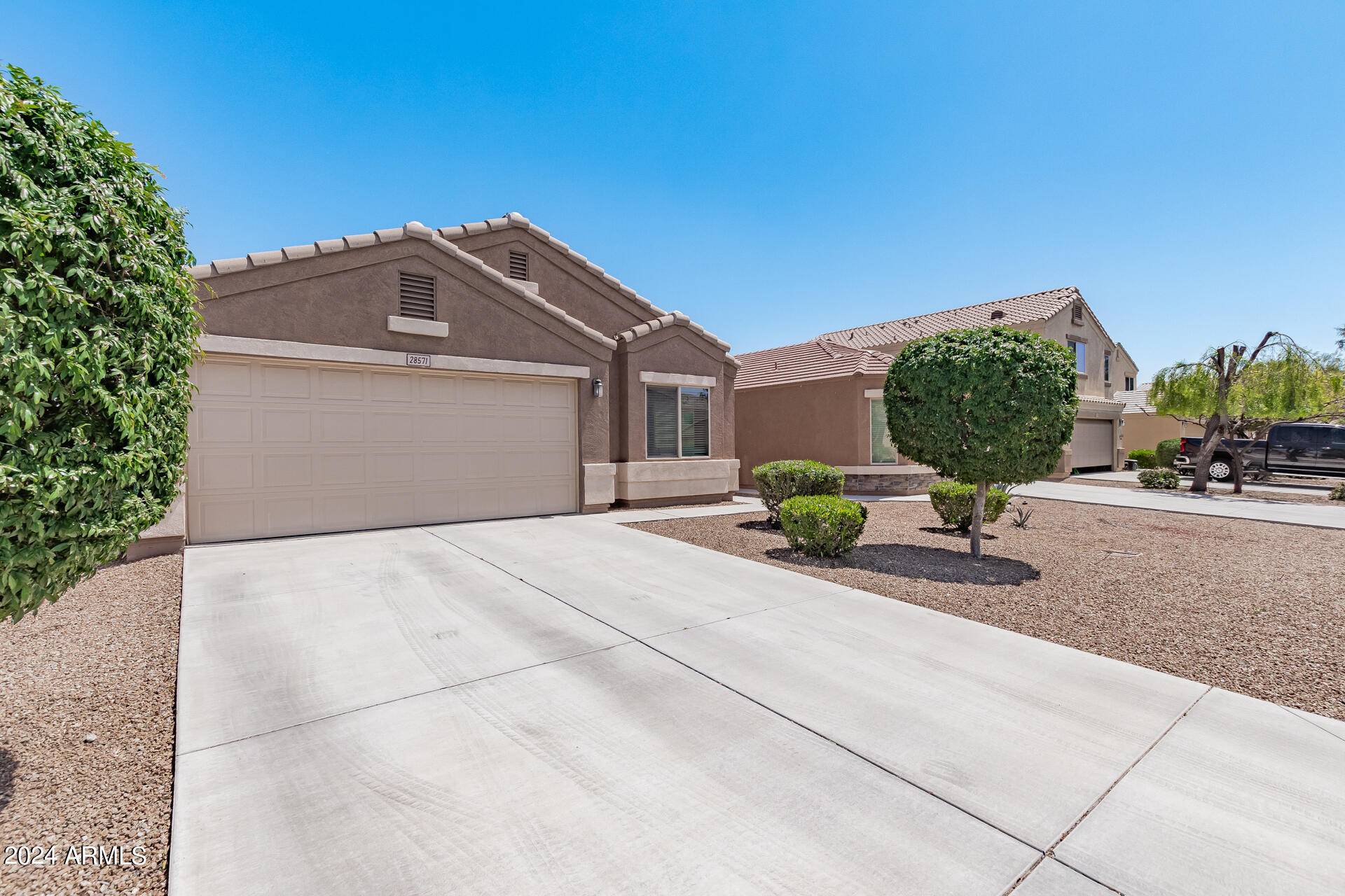 San Tan Valley, AZ 85143,28571 N MOONSTONE Way