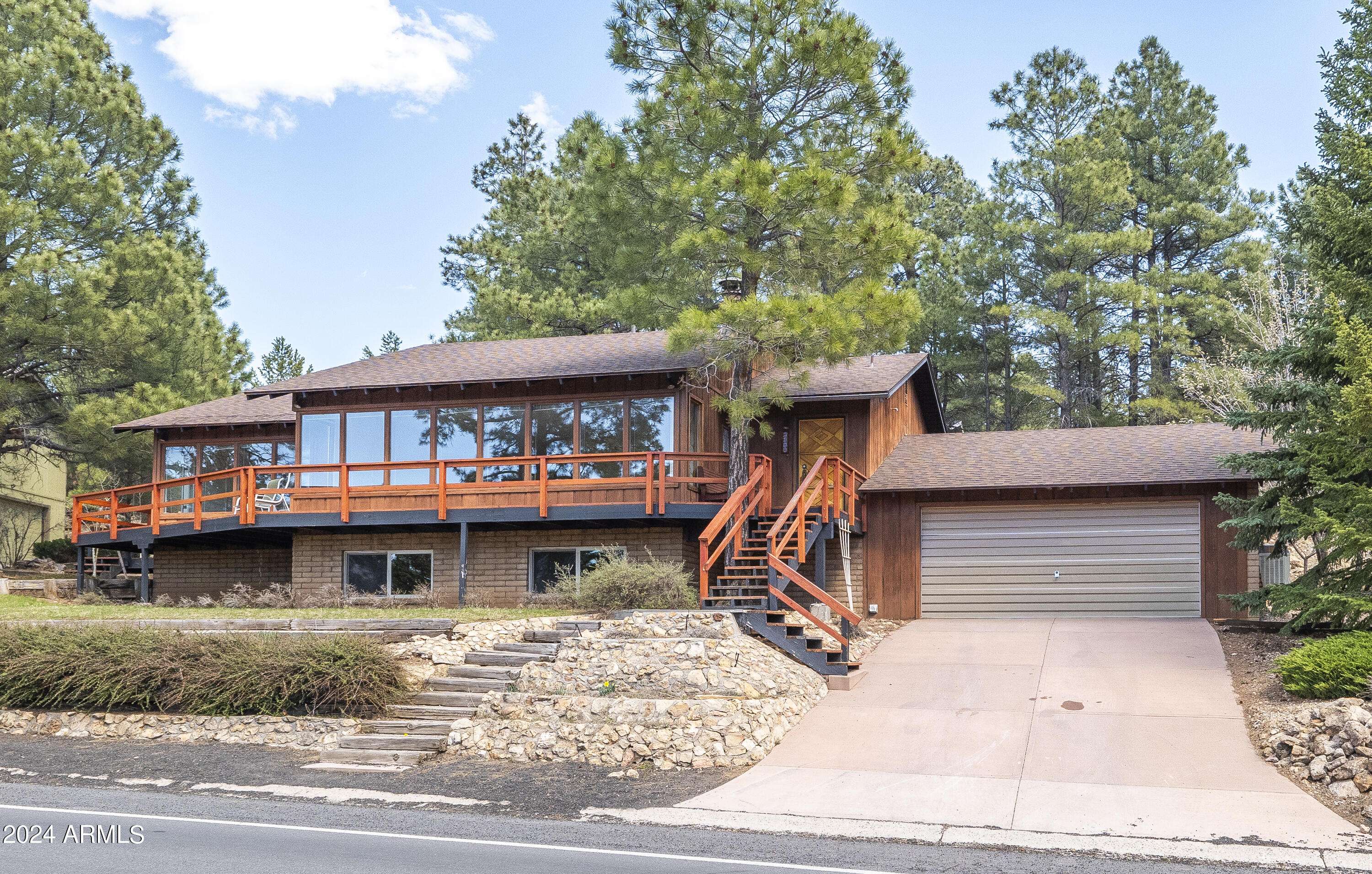 Flagstaff, AZ 86004,2380 N COUNTRY CLUB Drive