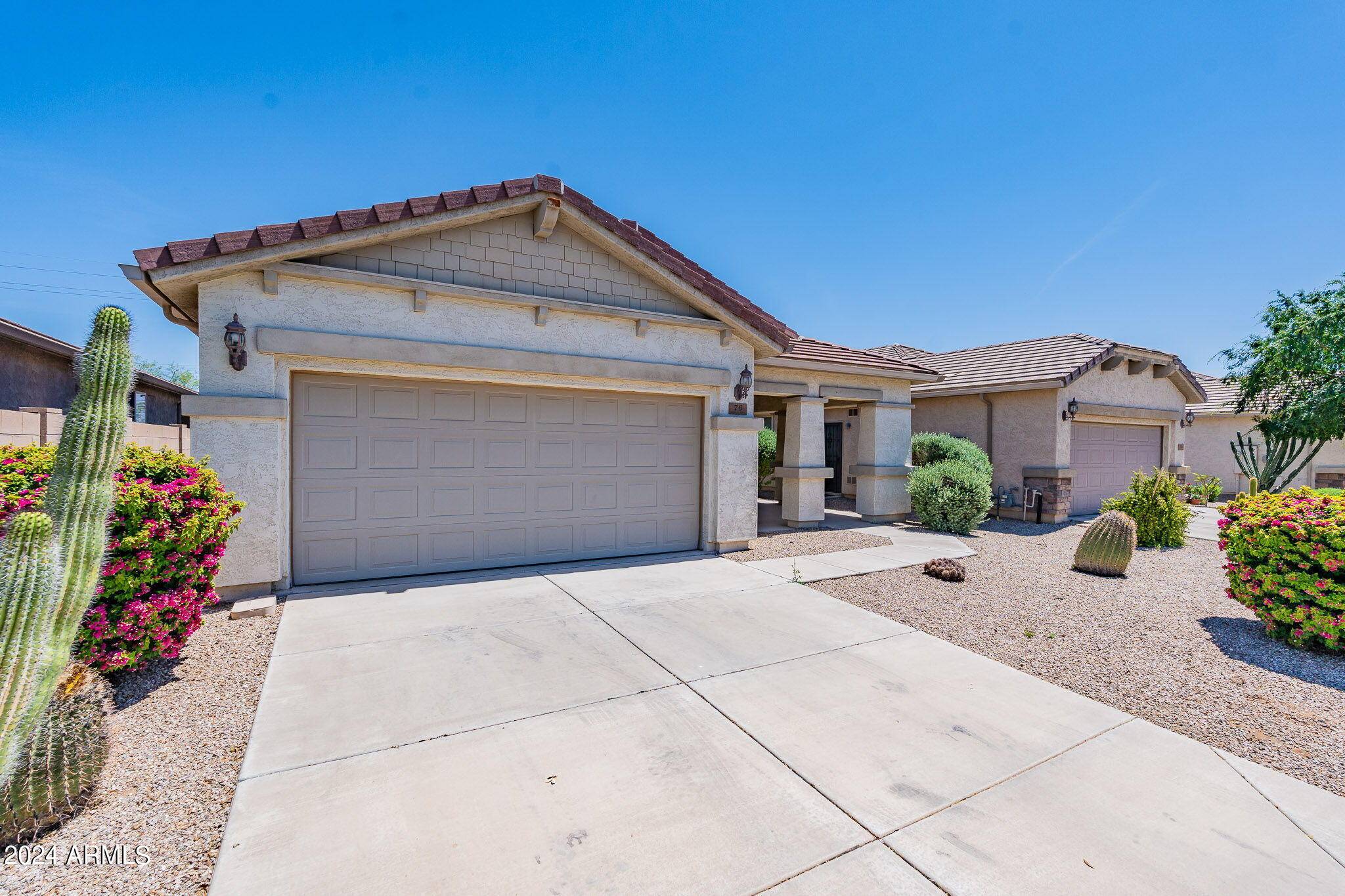 San Tan Valley, AZ 85143,76 W SUNDANCE Court