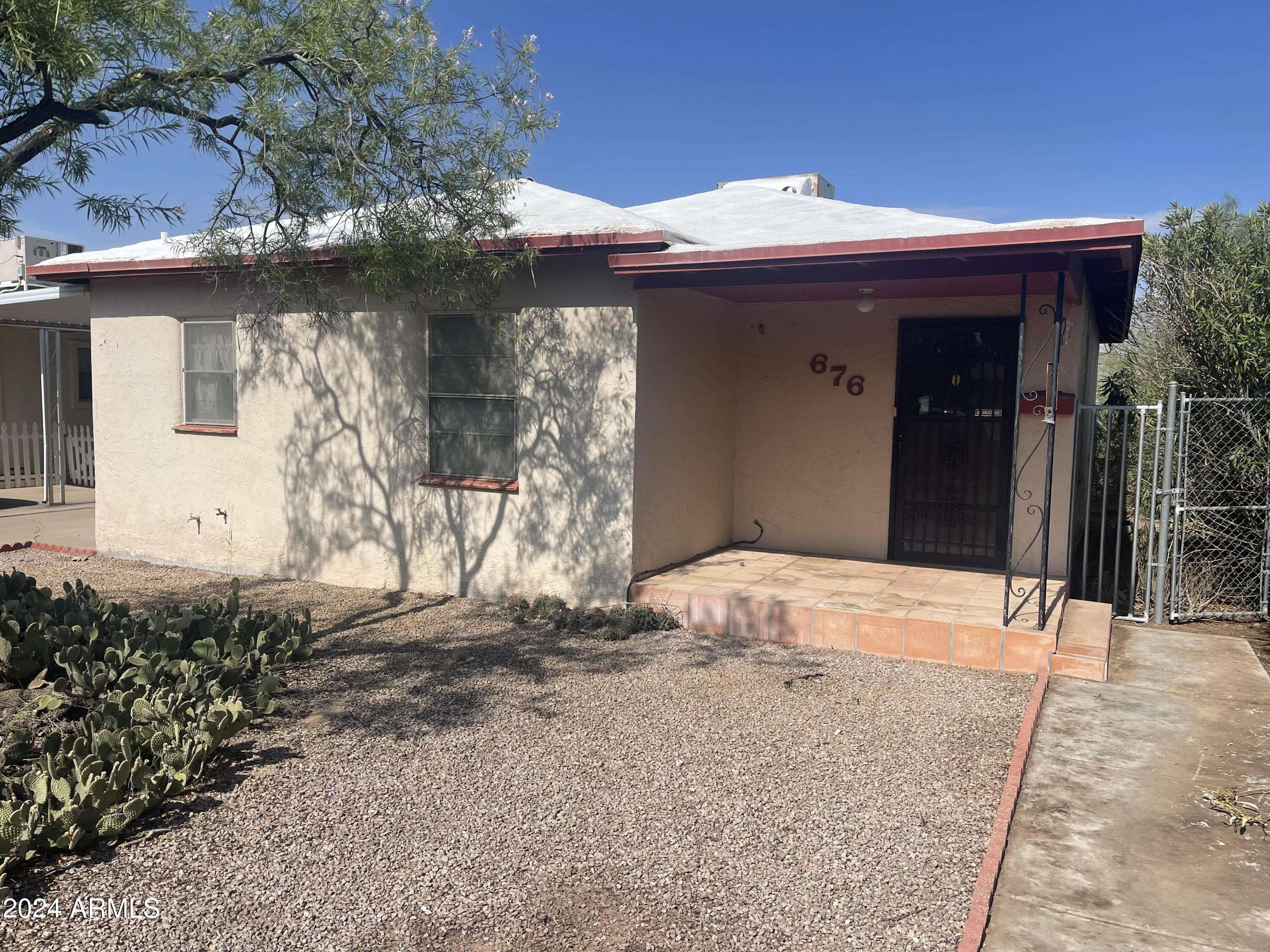 Coolidge, AZ 85128,676 N 7TH Place