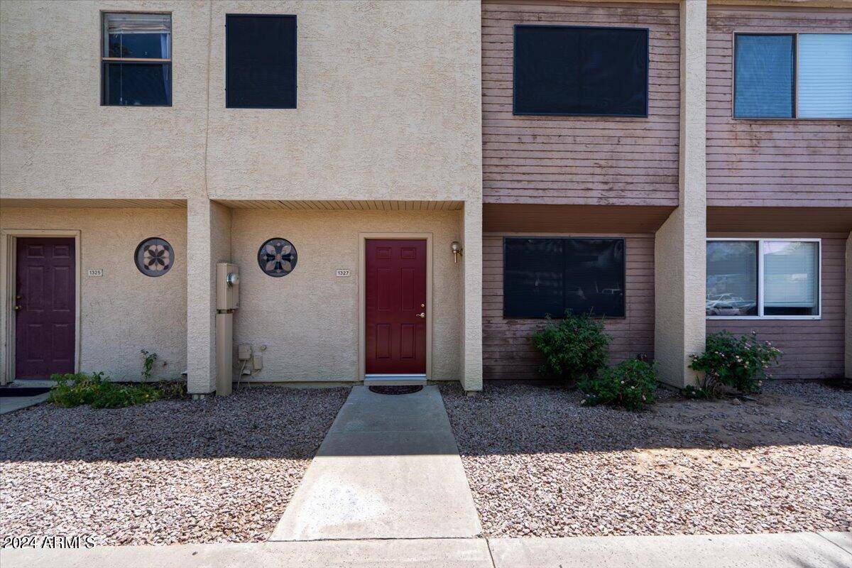 Tempe, AZ 85281,1327 S MITCHELL Drive