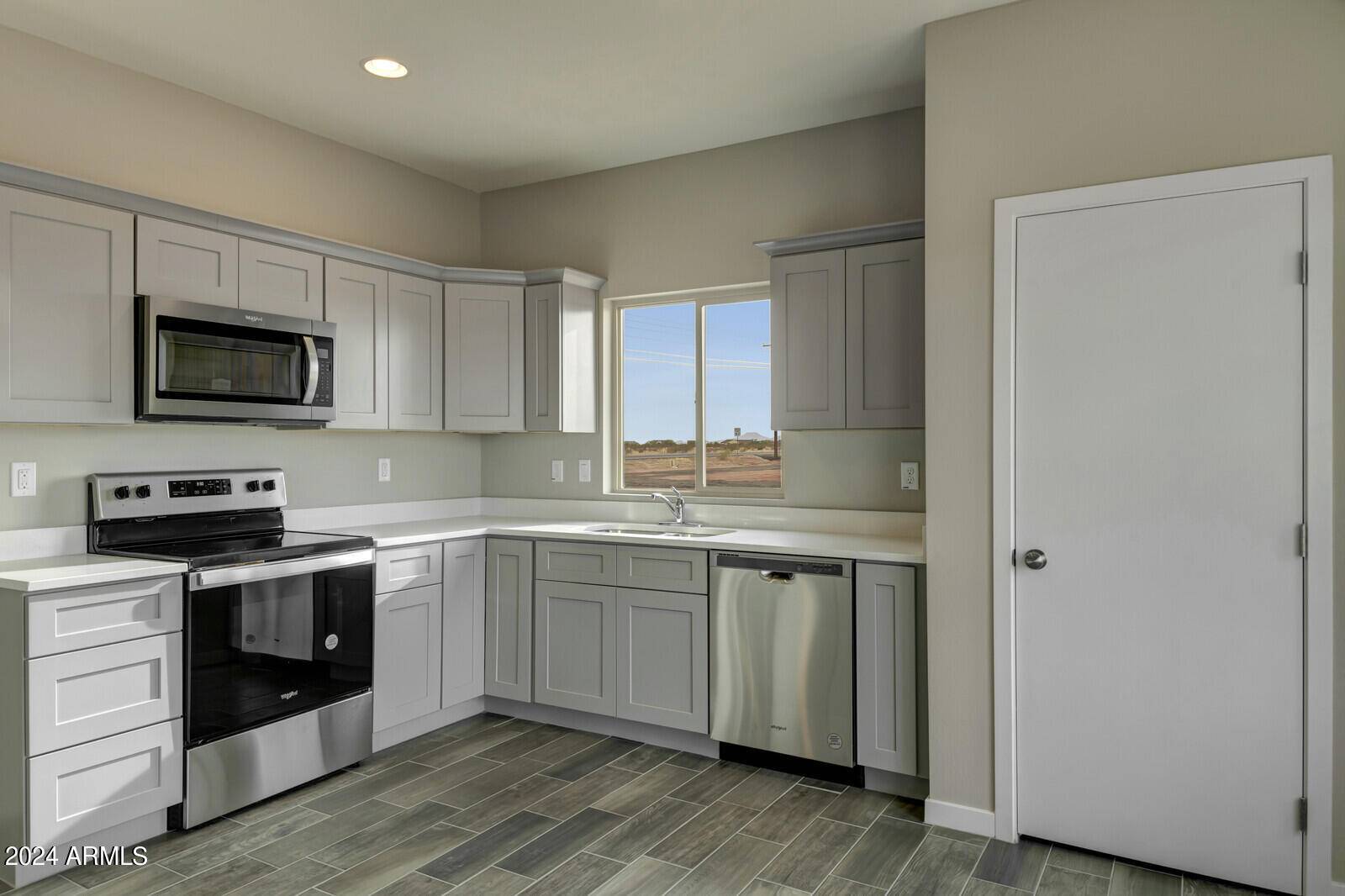 22329 W GAMBLE Lane Wittmann, AZ 85361