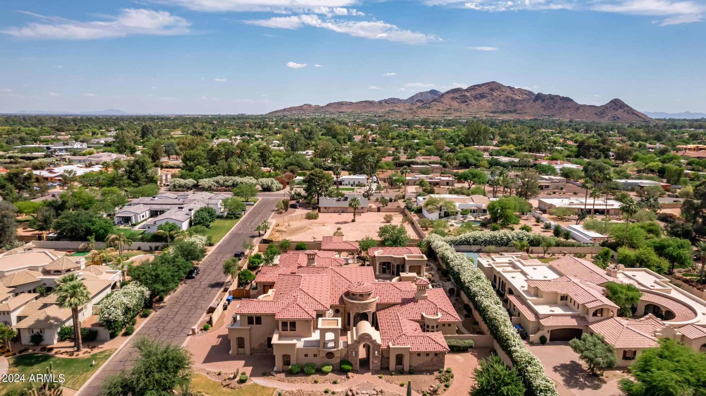 Paradise Valley, AZ 85253,6215 E TURQUOISE Avenue