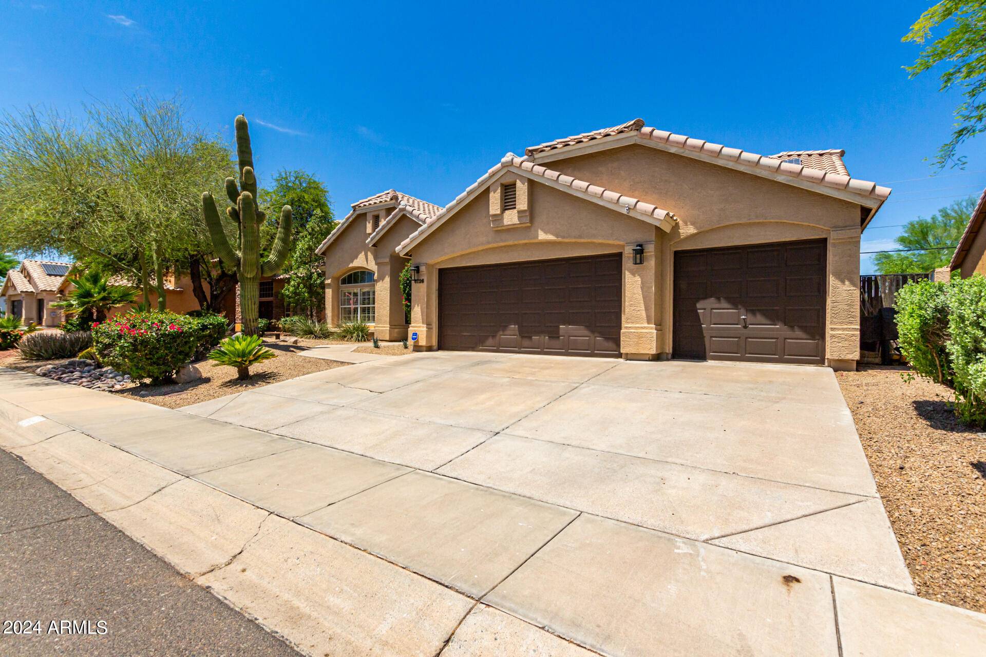 Scottsdale, AZ 85254,6126 E JUNIPER Avenue